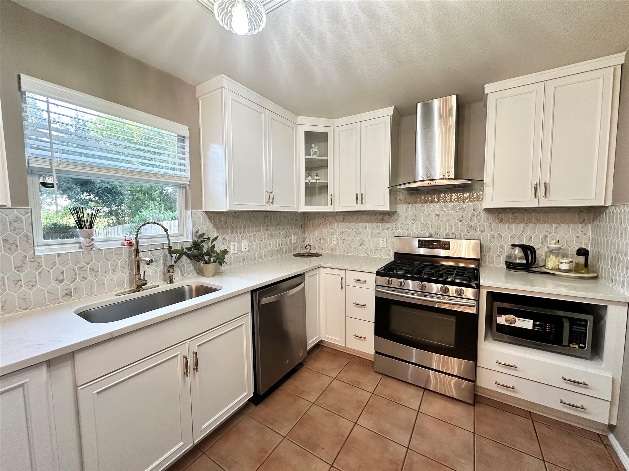 6116 Speyside Dr, Austin, TX 78754
