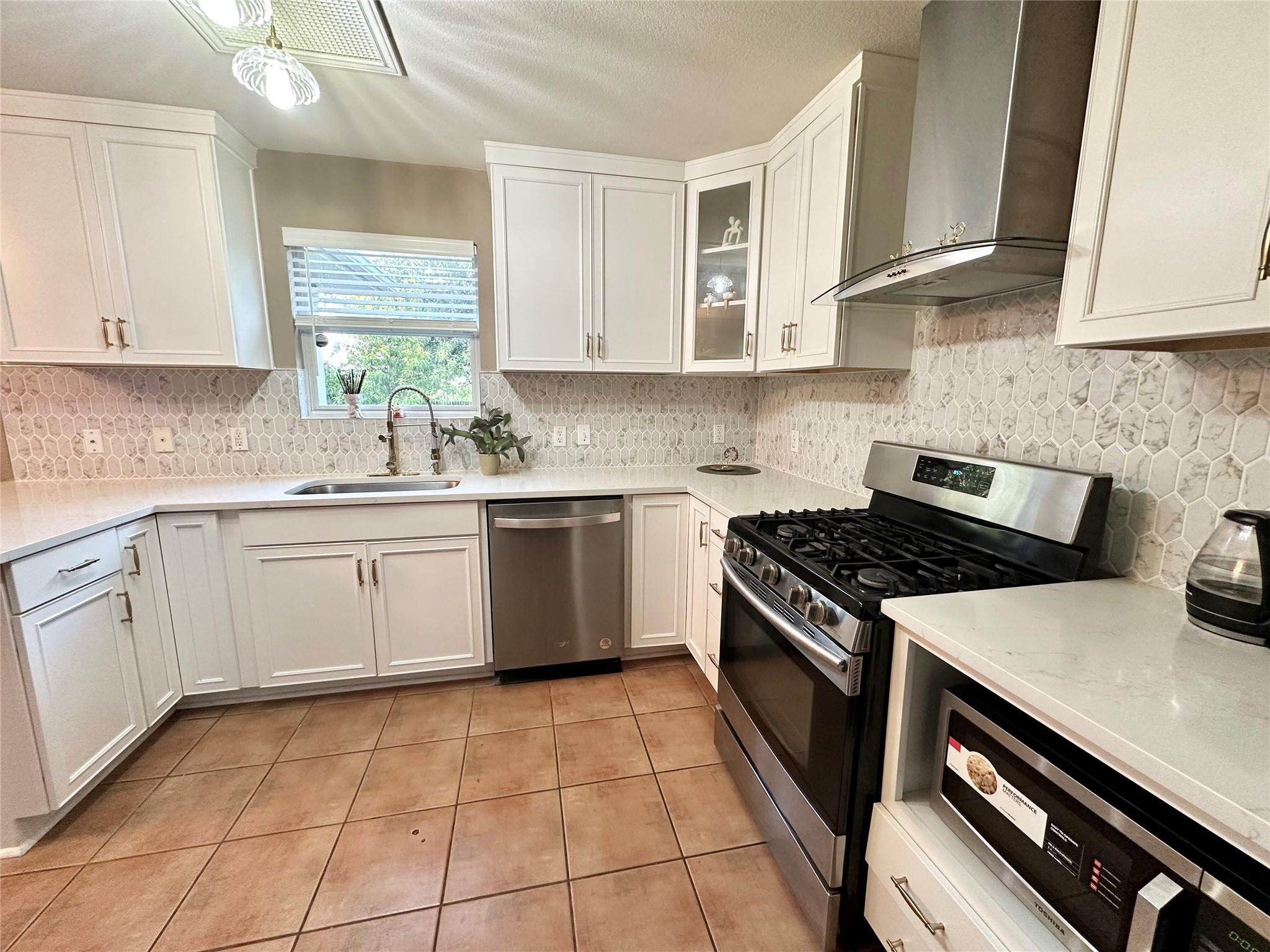 6116 Speyside Dr, Austin, TX 78754