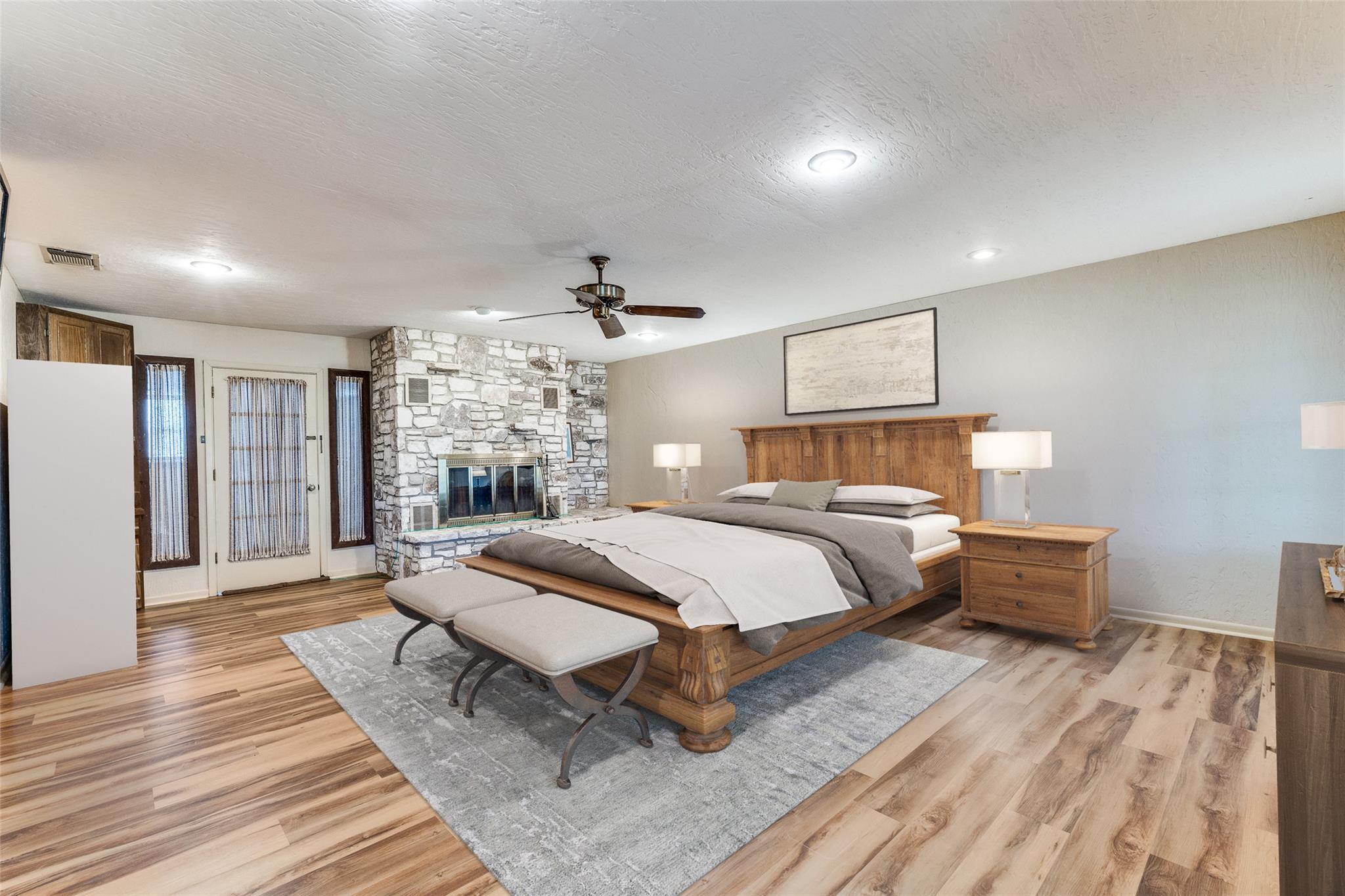 10745 Rosemar Ln, Adkins, TX 78101