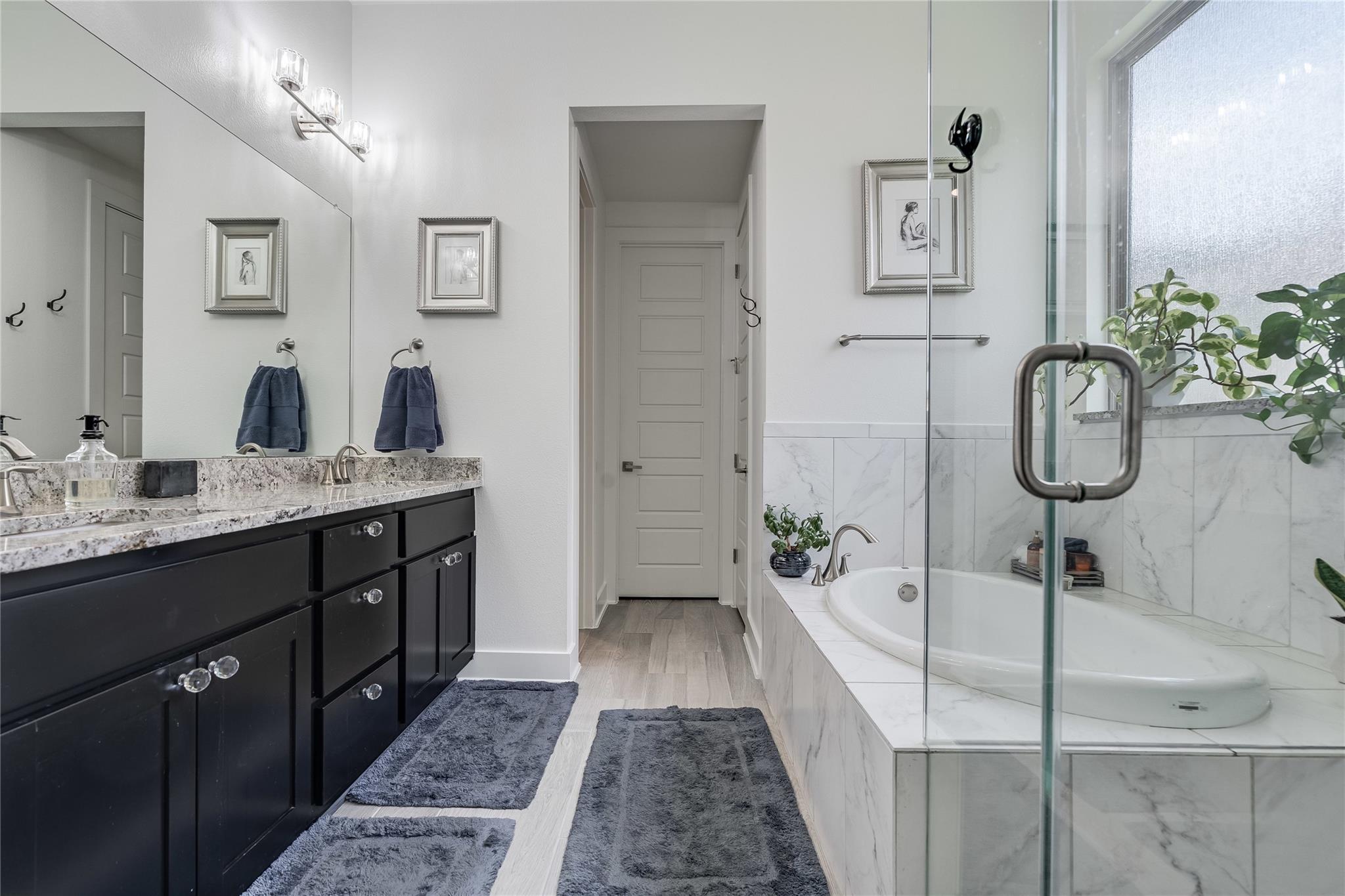 13013 Malletto Dr, Austin, TX 78739