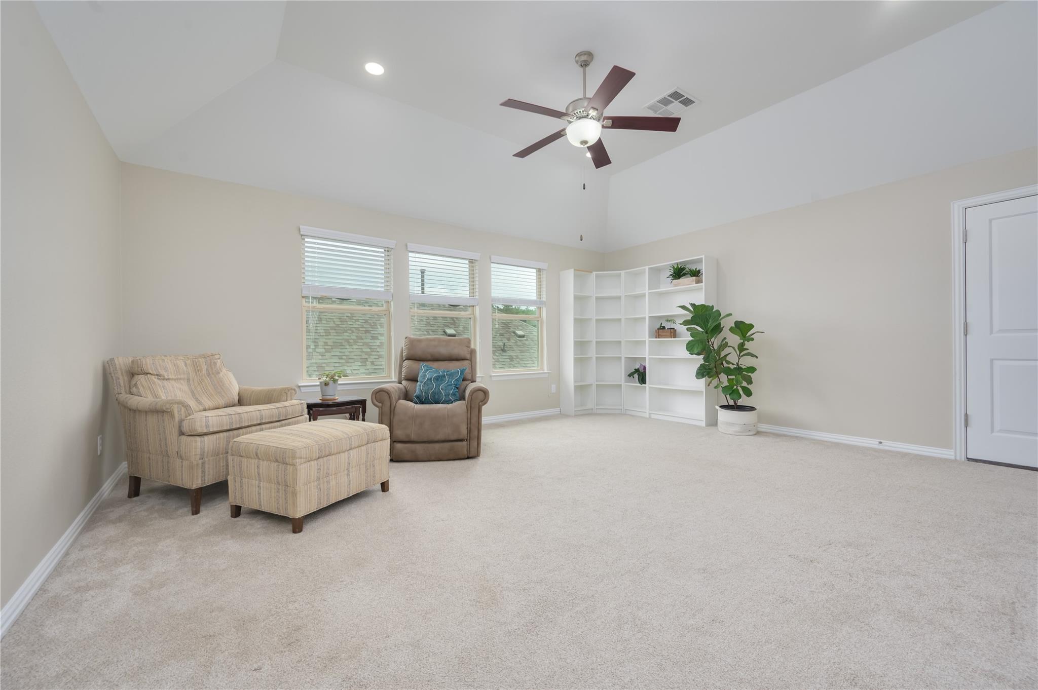 5612 Wild Foxglove Rd, Spicewood, TX 78669