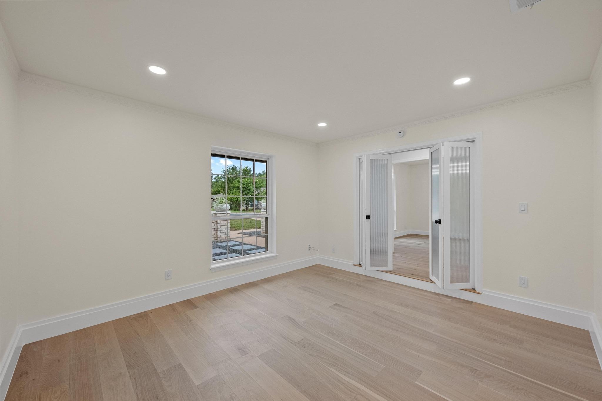 8909 Laurel Grove Dr, Austin, TX 78758