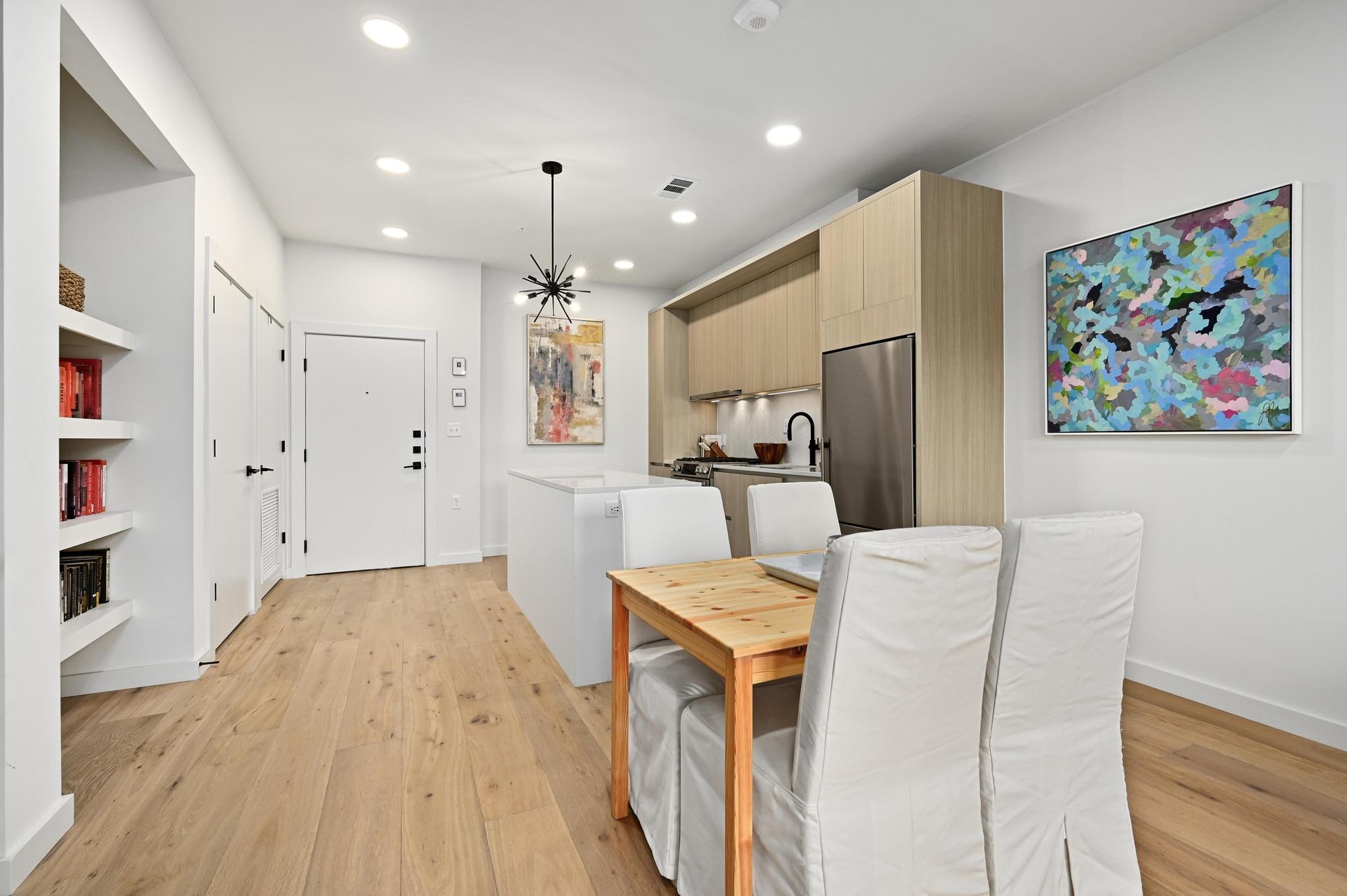 2209 S 1st St # 312, Austin, TX 78704