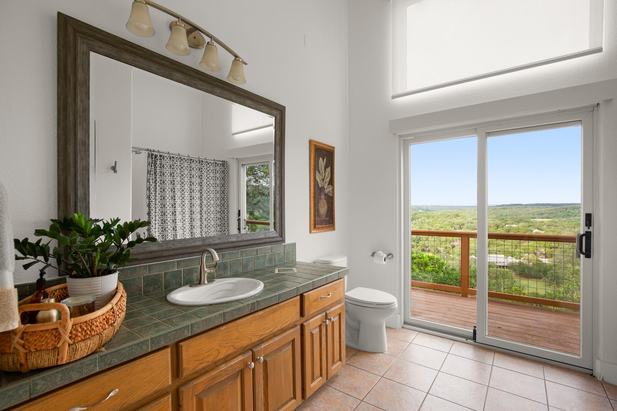 650 Bluffview Dr, Wimberley, TX 78676