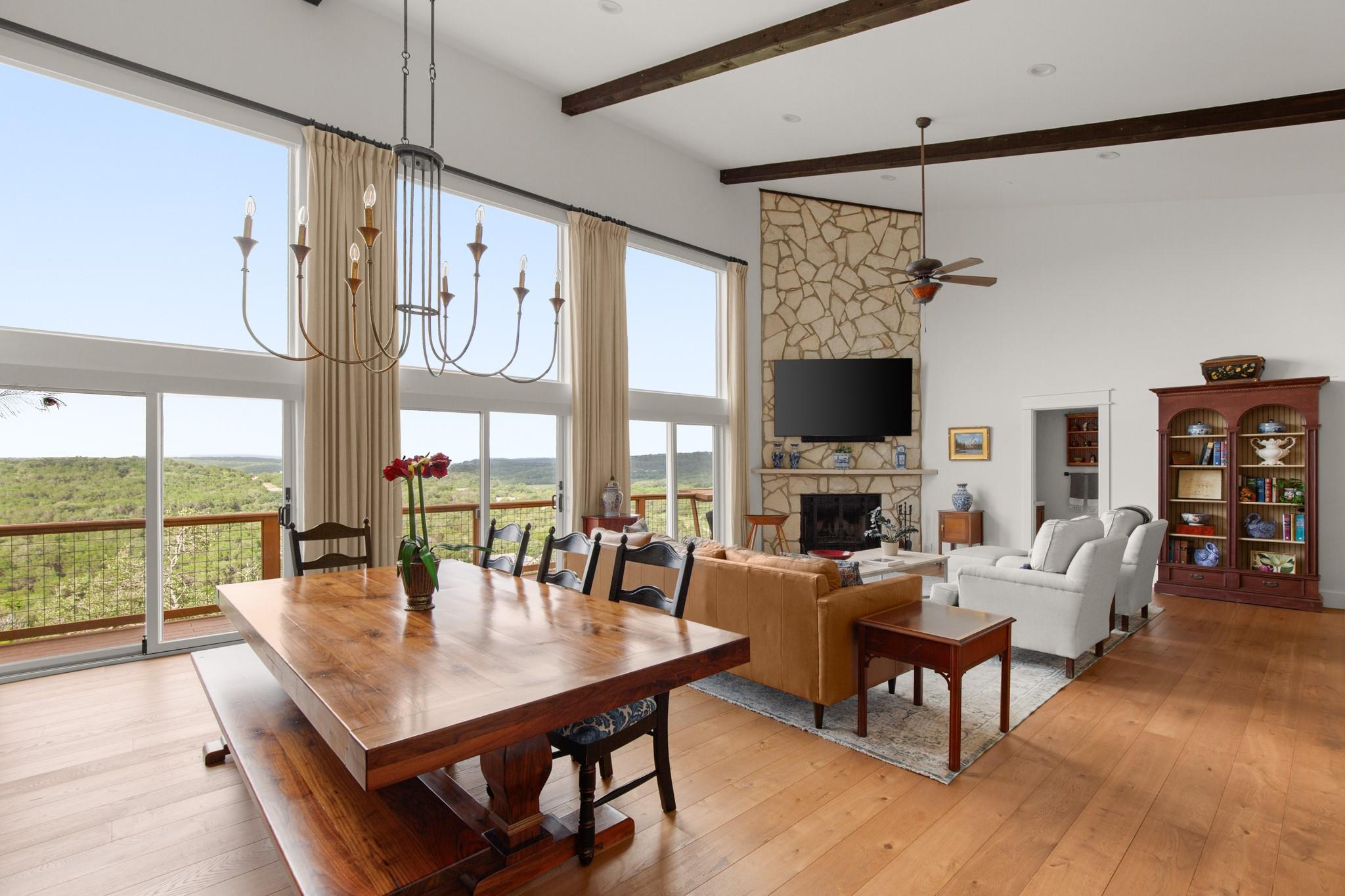 650 Bluffview Dr, Wimberley, TX 78676