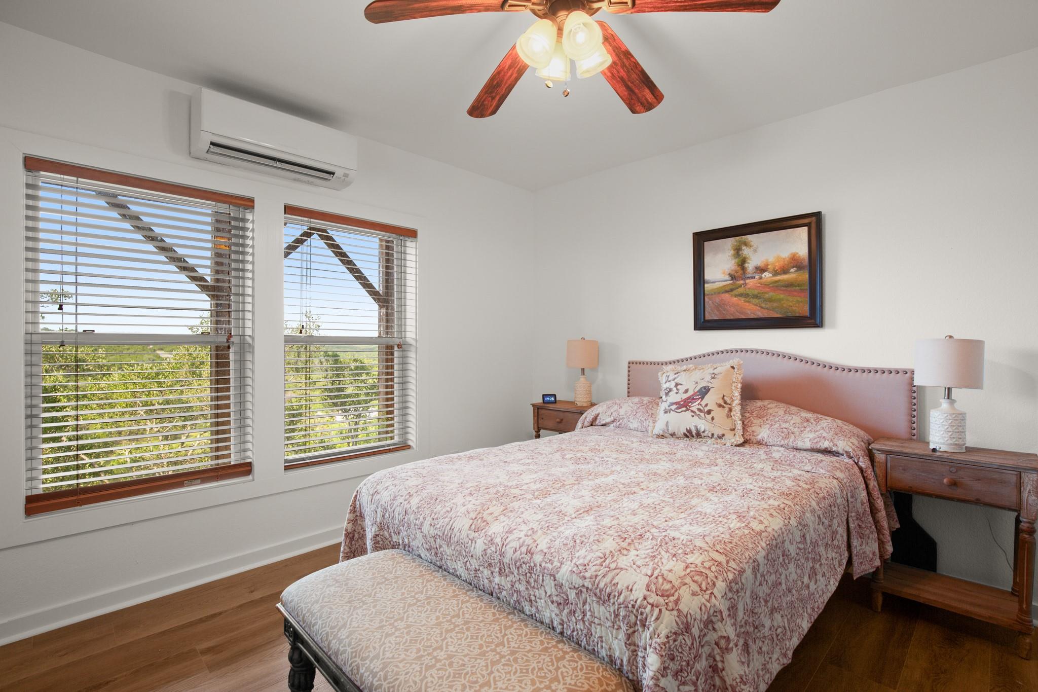 650 Bluffview Dr, Wimberley, TX 78676