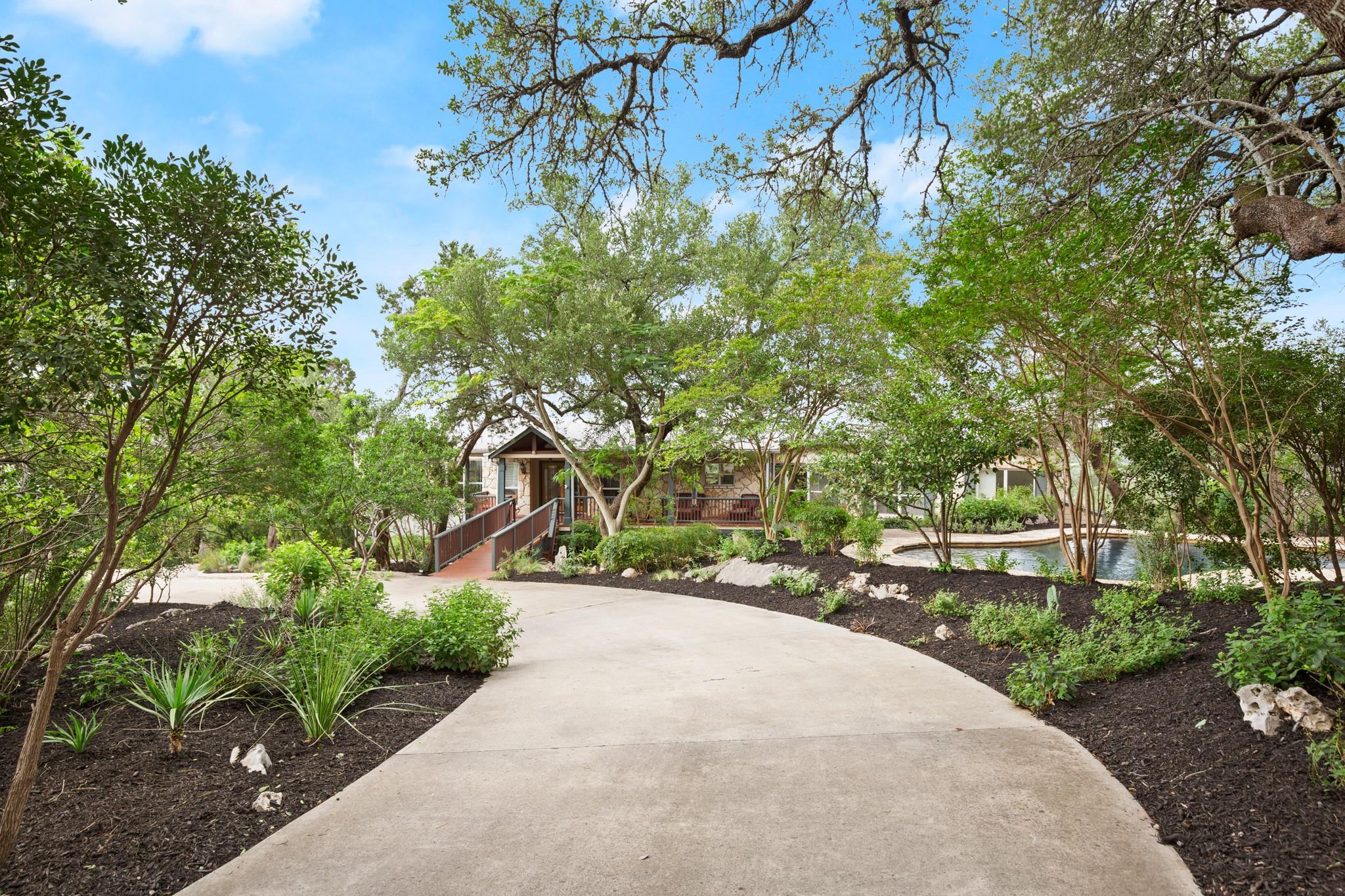 650 Bluffview Dr, Wimberley, TX 78676