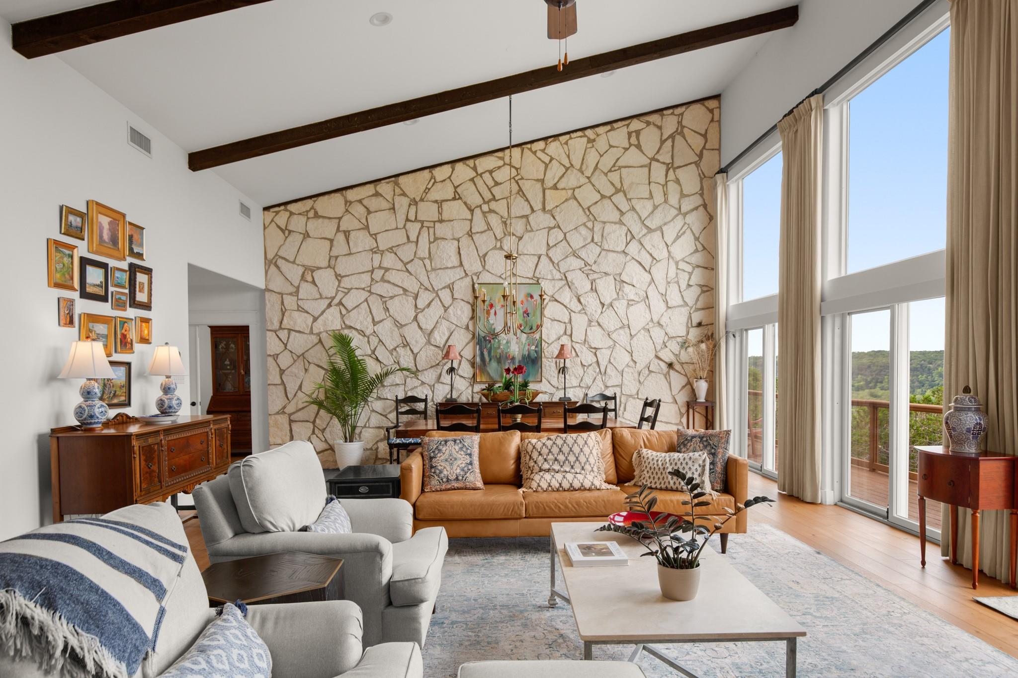 650 Bluffview Dr, Wimberley, TX 78676