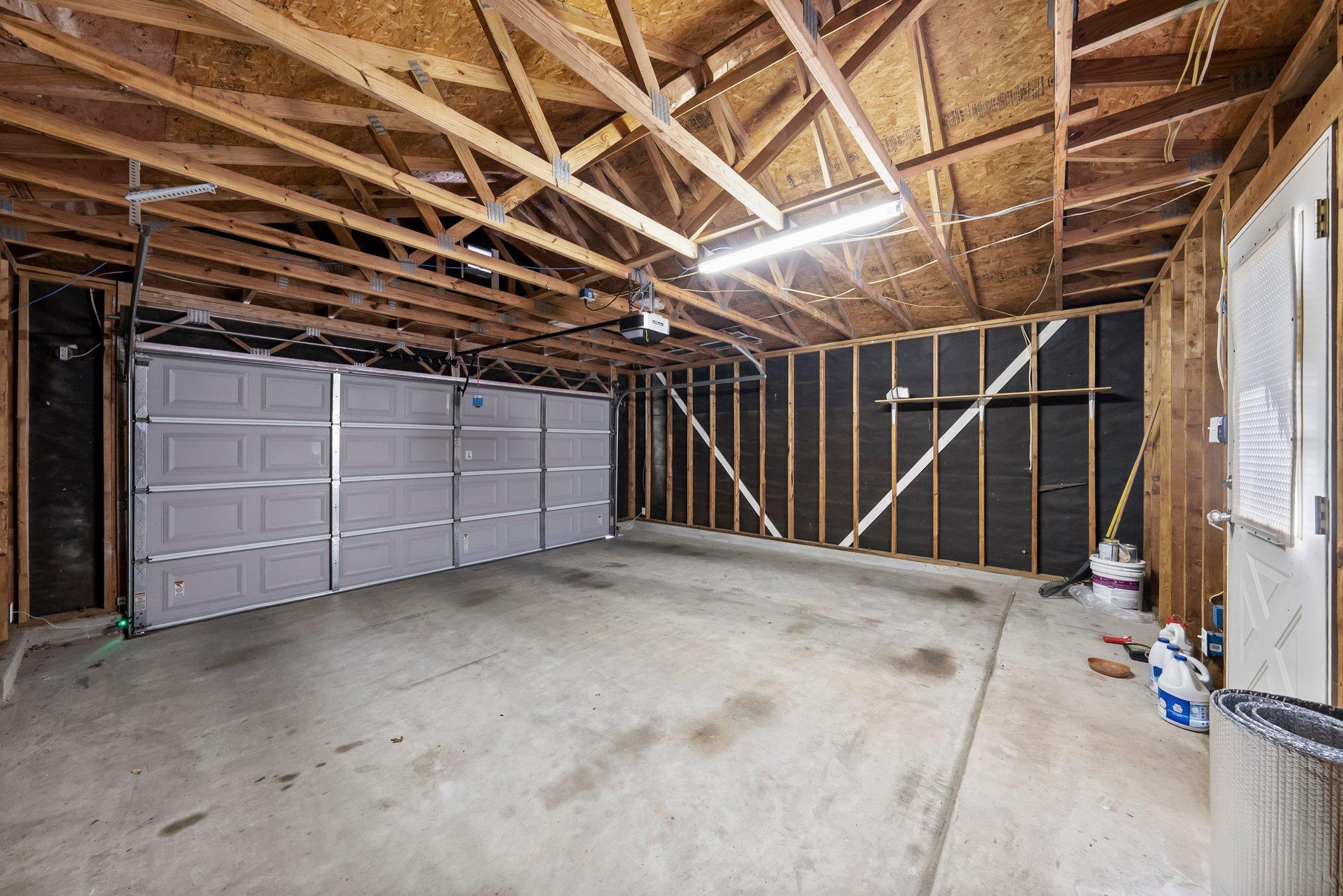298 Hogan, Kyle, TX 78640