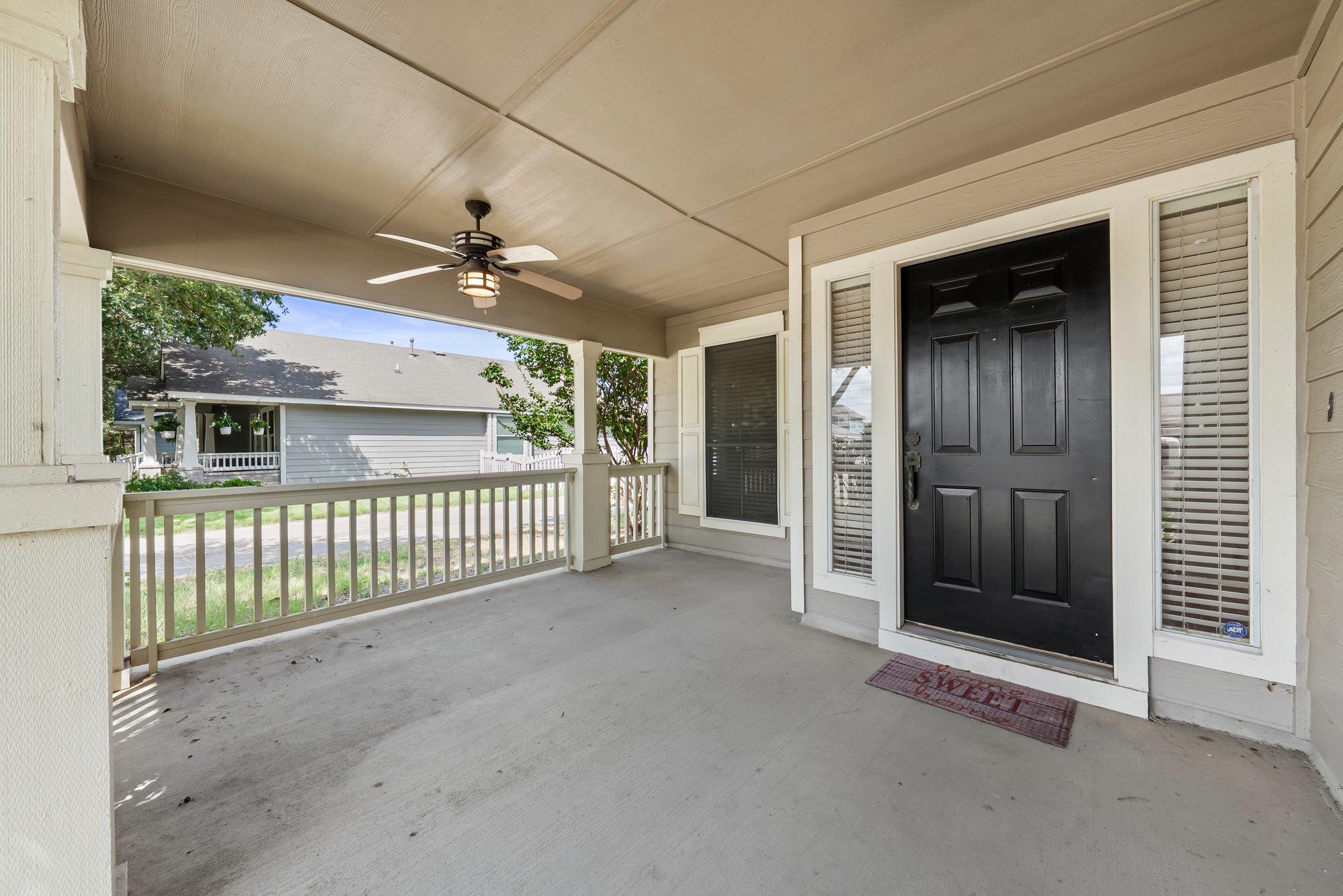 298 Hogan, Kyle, TX 78640