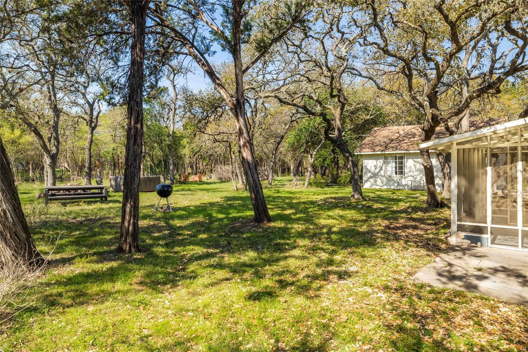 305 Reimer Ave, San Marcos, TX 78666