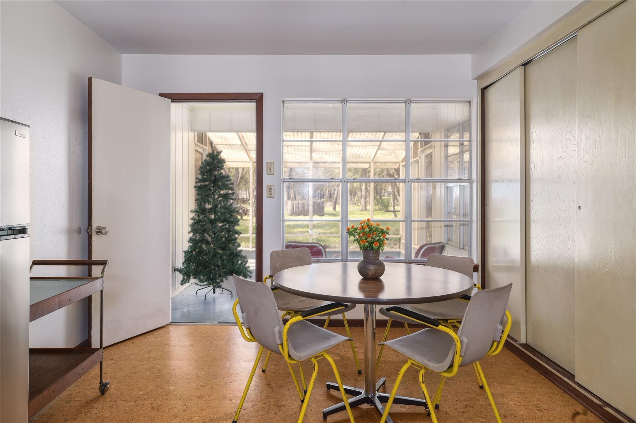 305 Reimer Ave, San Marcos, TX 78666