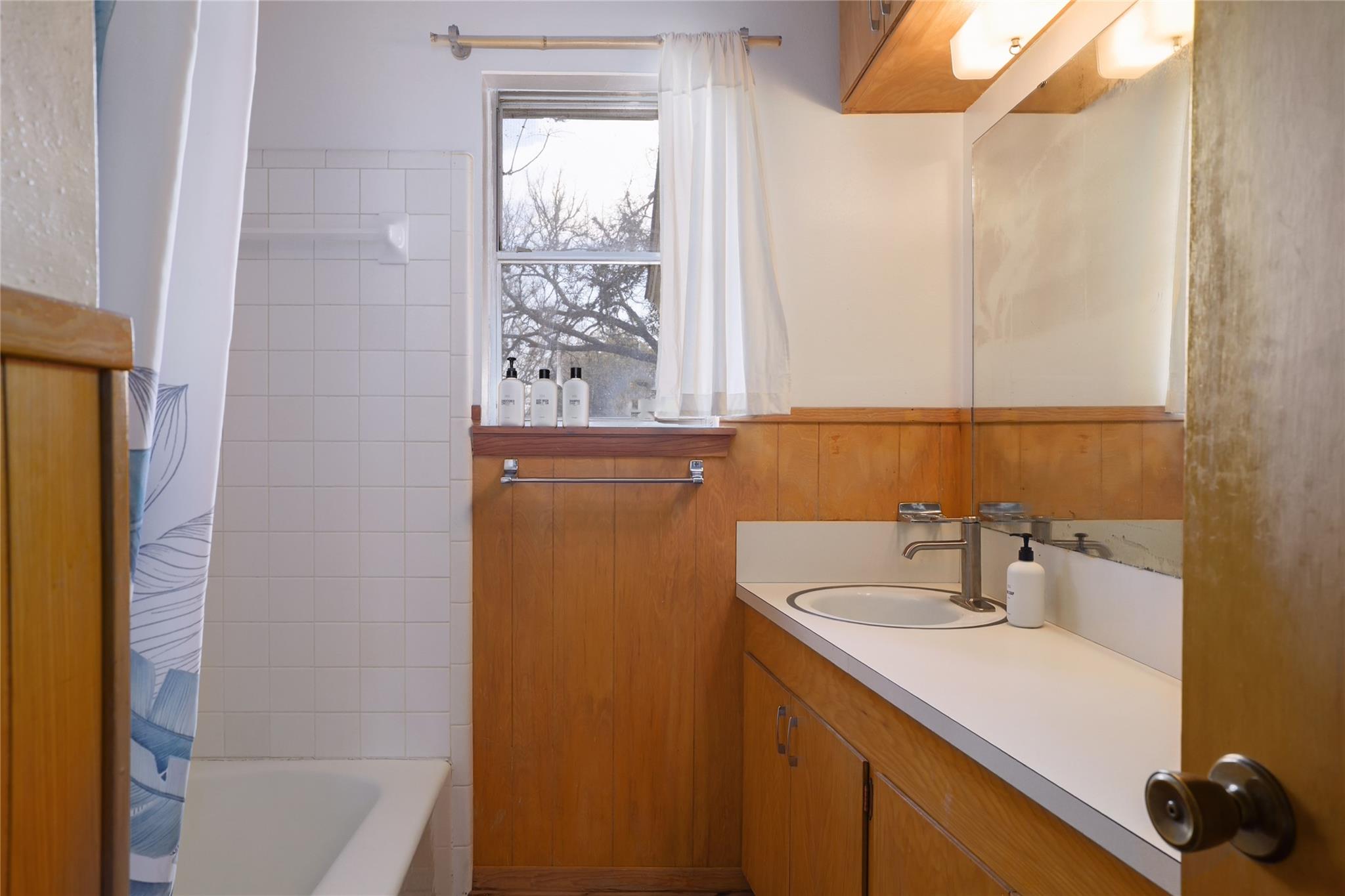 305 Reimer Ave, San Marcos, TX 78666