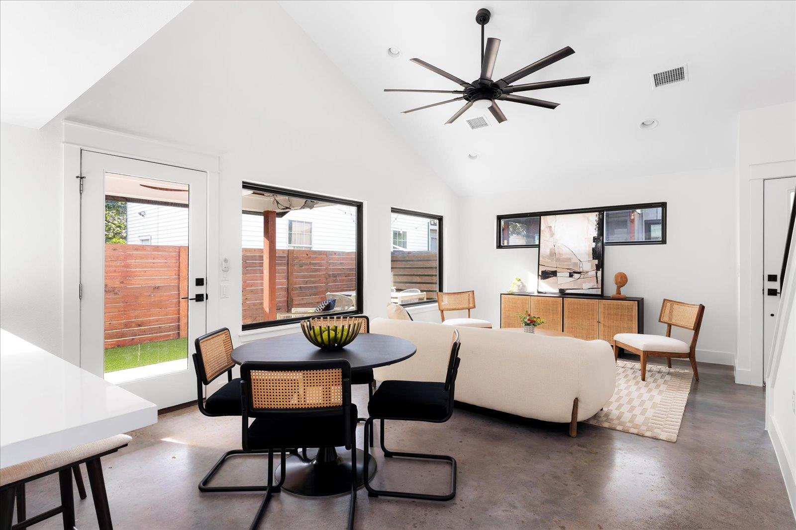 409 W 55th 1/2 St # 2, Austin, TX 78751