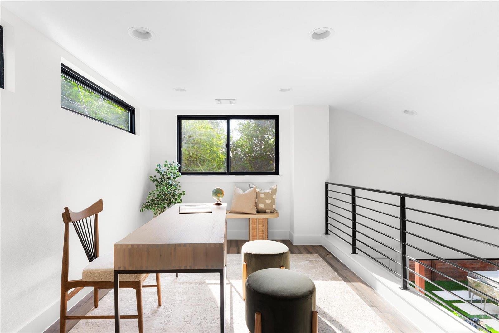 409 W 55th 1/2 St # 2, Austin, TX 78751