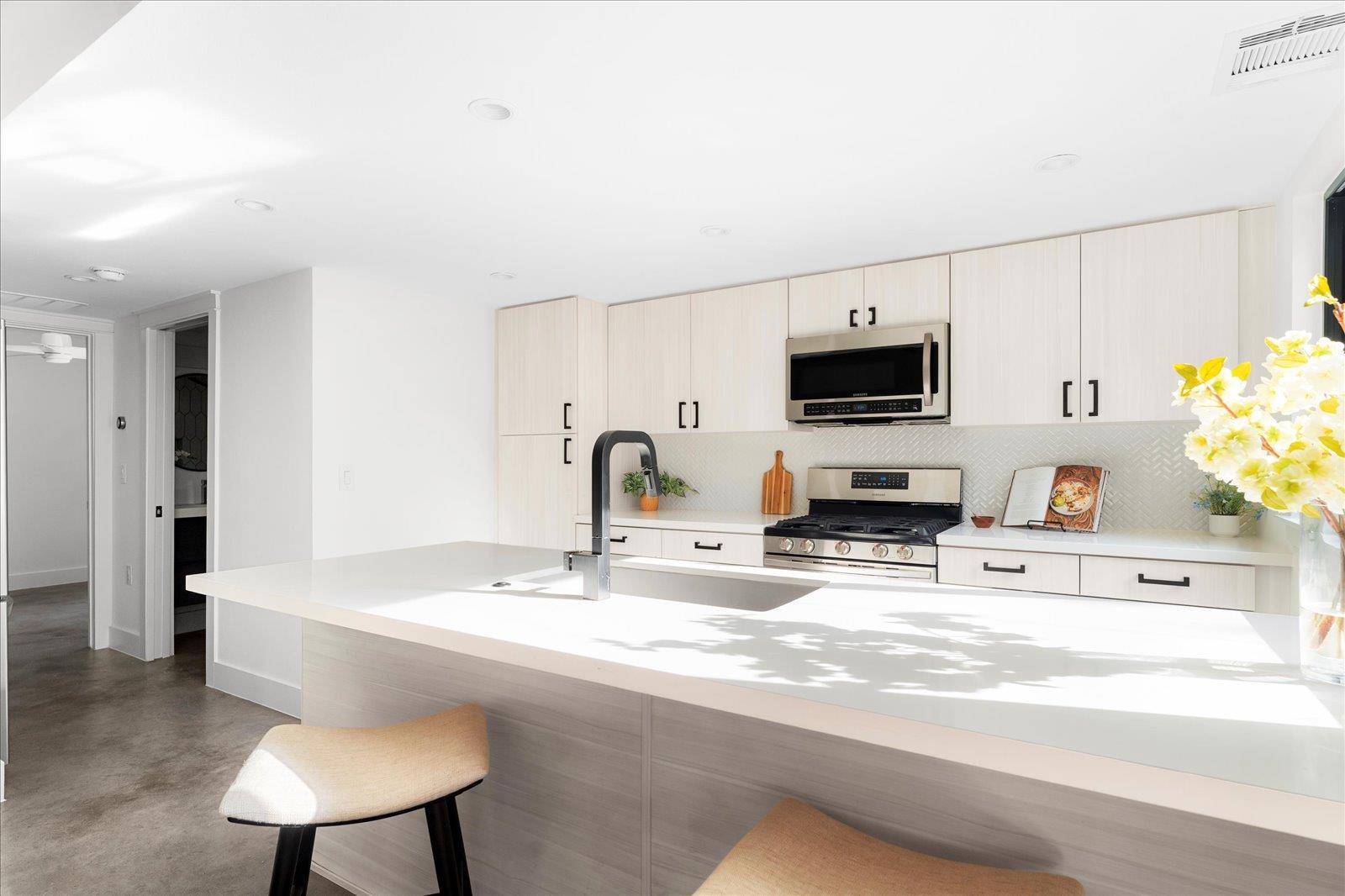 409 W 55th 1/2 St # 2, Austin, TX 78751