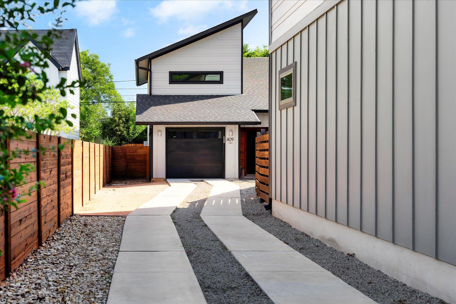 409 W 55th 1/2 St # 2, Austin, TX 78751
