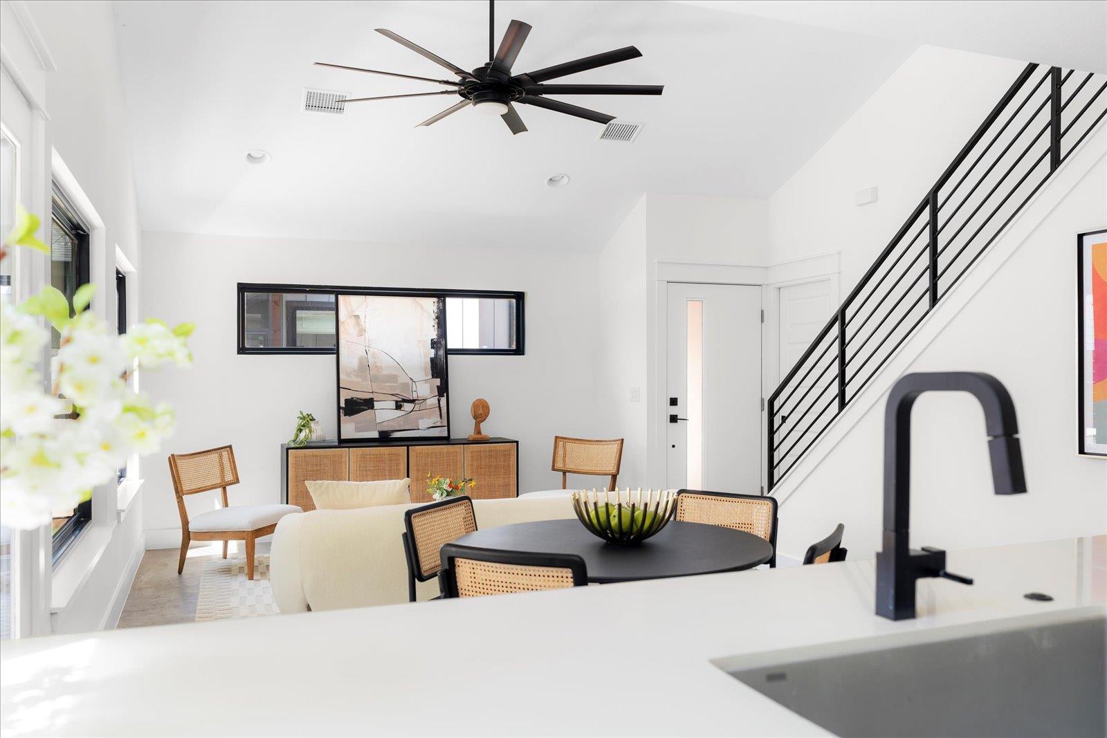 409 W 55th 1/2 St # 2, Austin, TX 78751