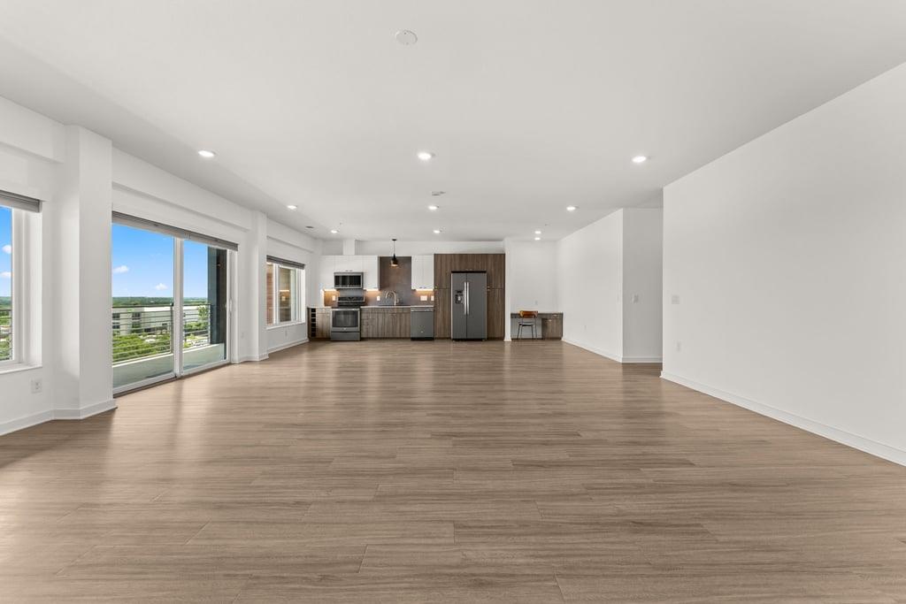 4361 S Congress Ave # 514, Austin, TX 78745