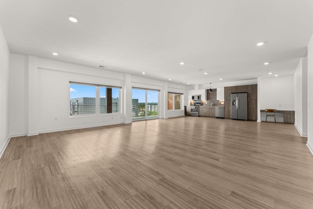 4361 S Congress Ave # 514, Austin, TX 78745