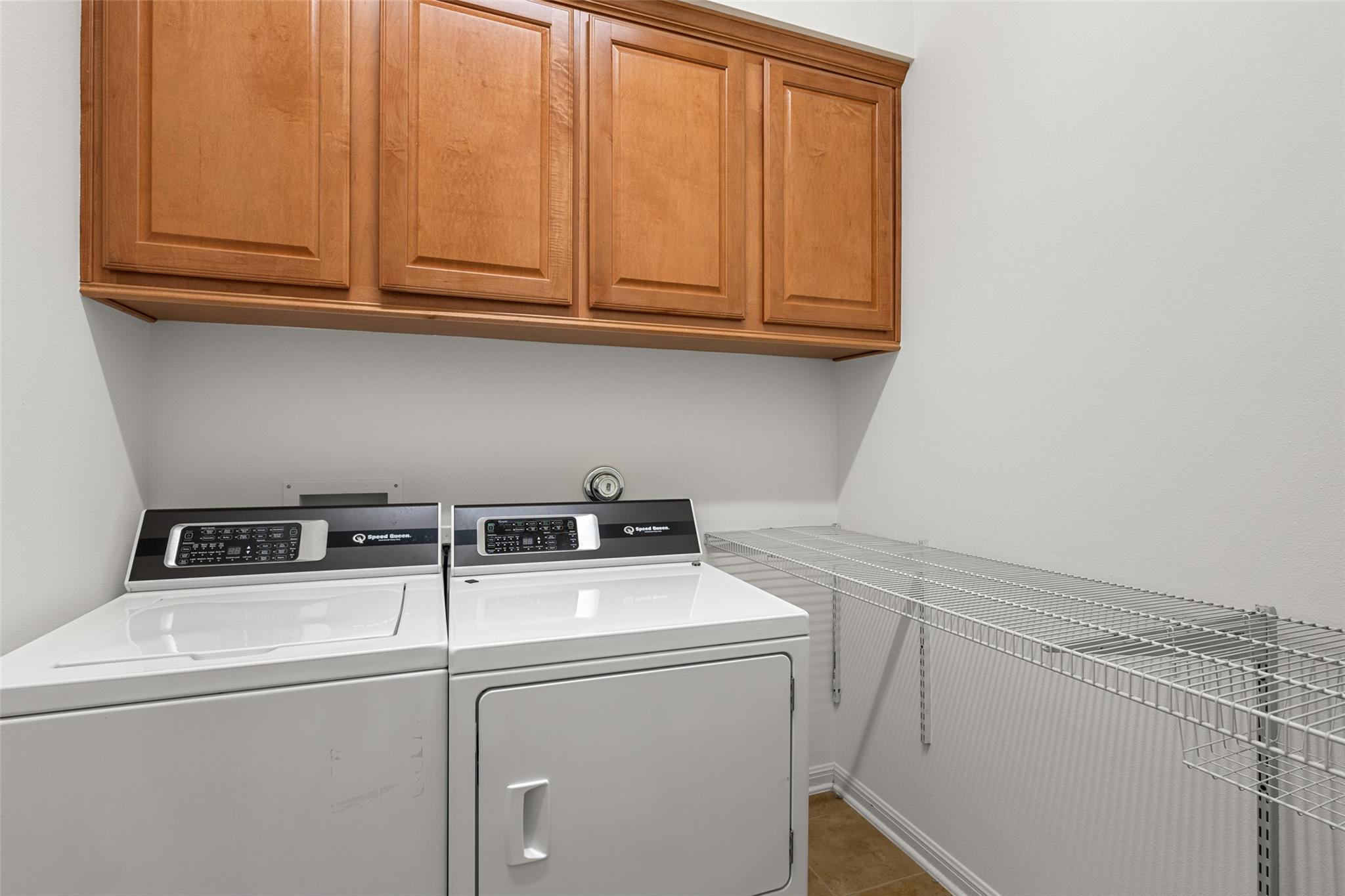 300 Errol Dr, Spicewood, TX 78669