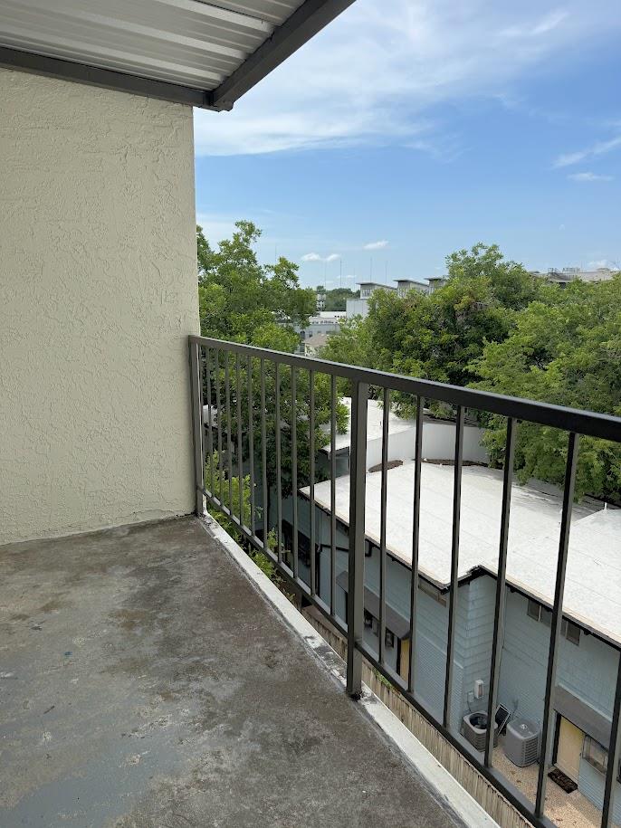 2409 Leon St # 305, Austin, TX 78705