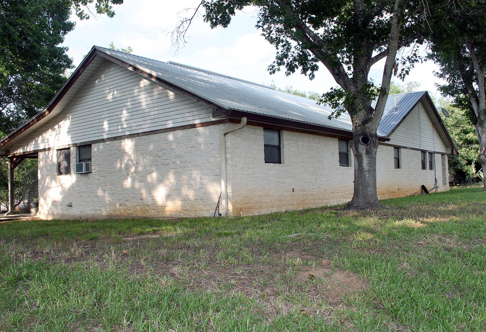 1141 Fm 3158, Dale, TX 78616