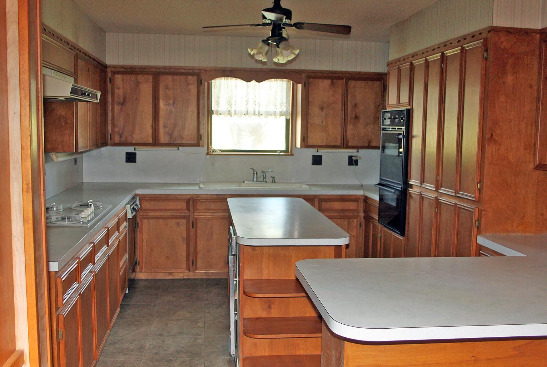 1141 Fm 3158, Dale, TX 78616