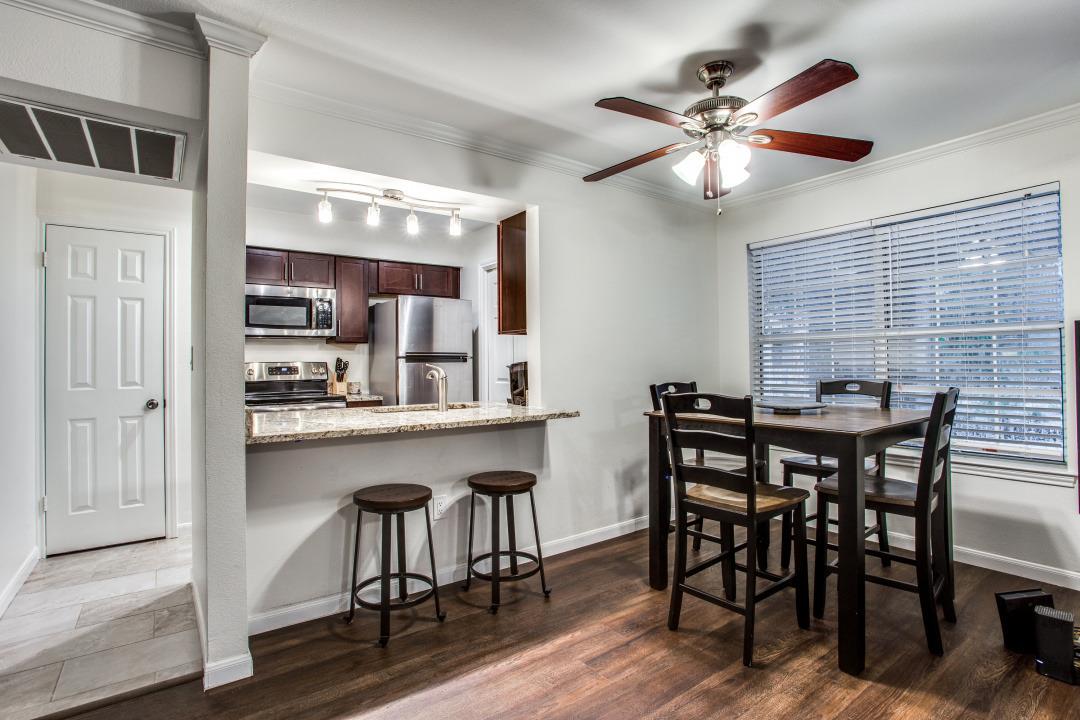 501 W 26th St # 105, Austin, TX 78705