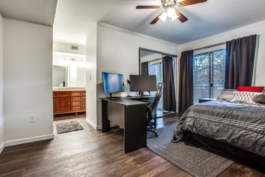 501 W 26th St # 105, Austin, TX 78705