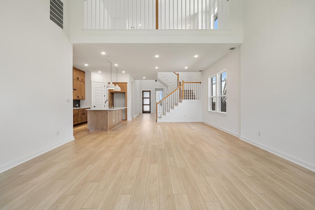 418 Darley Oak Drive, Dripping Springs, TX 78620