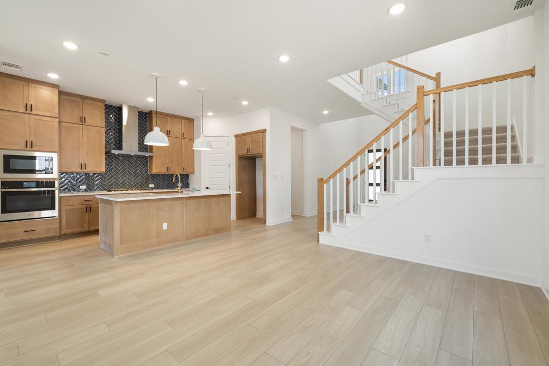418 Darley Oak Drive, Dripping Springs, TX 78620