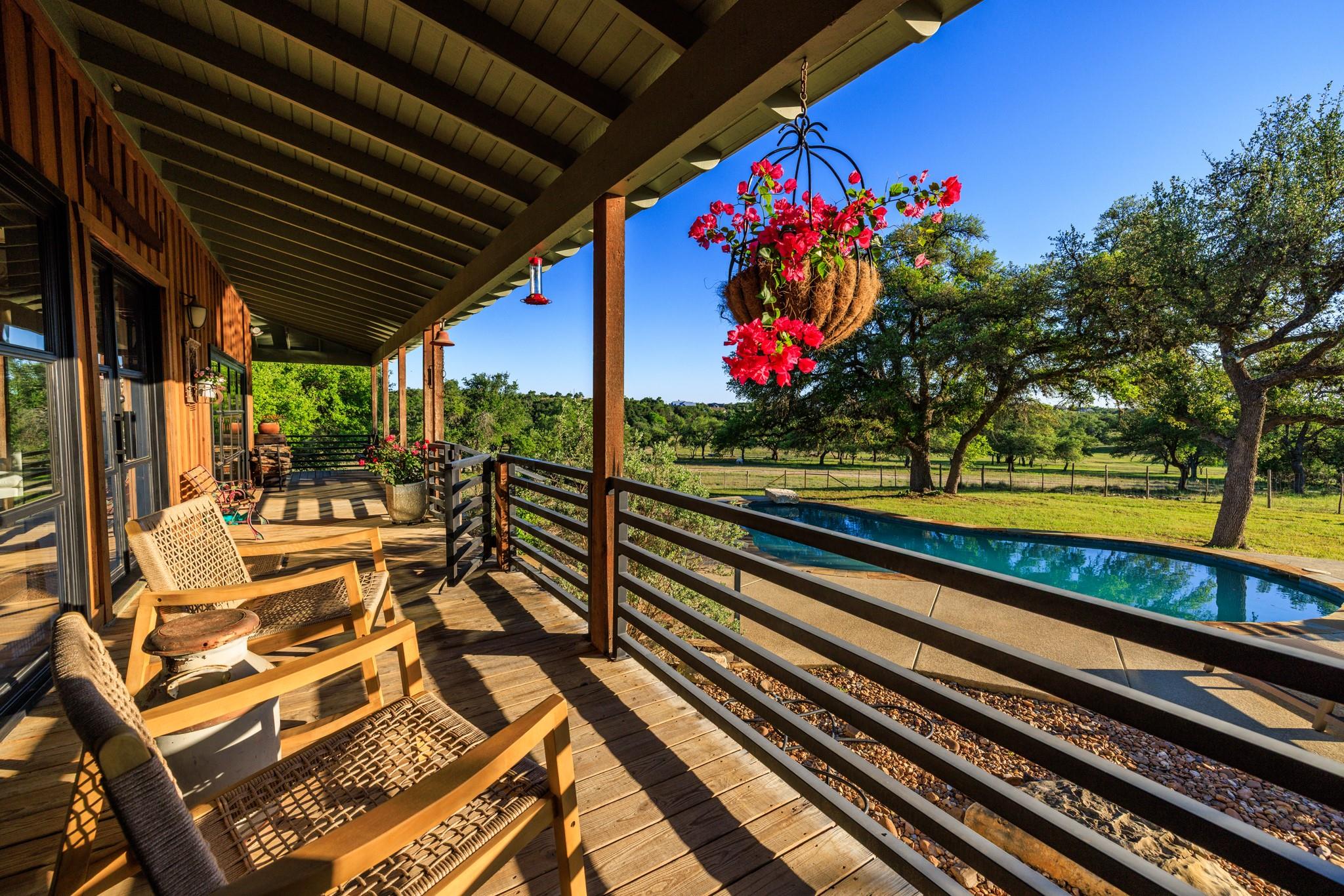 110 Clear Pond Ct, Spring Branch, TX 78070