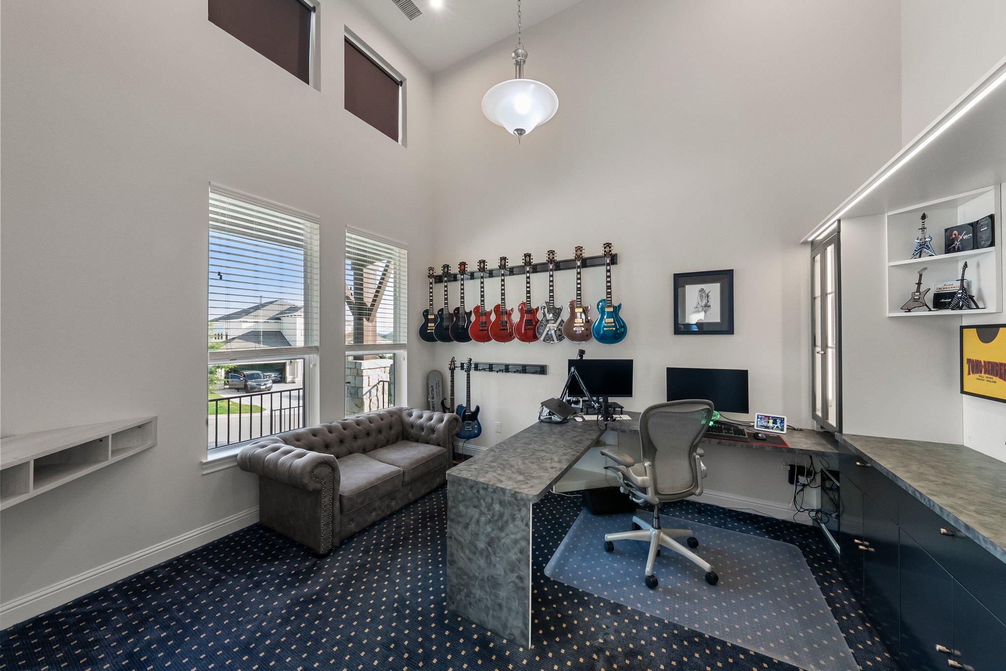 4509 Port Bari Dr, Leander, TX 78641