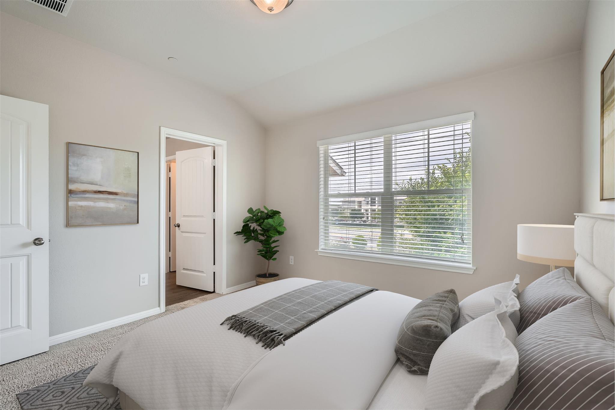 516 E Slaughter Ln # 1101, Austin, TX 78744