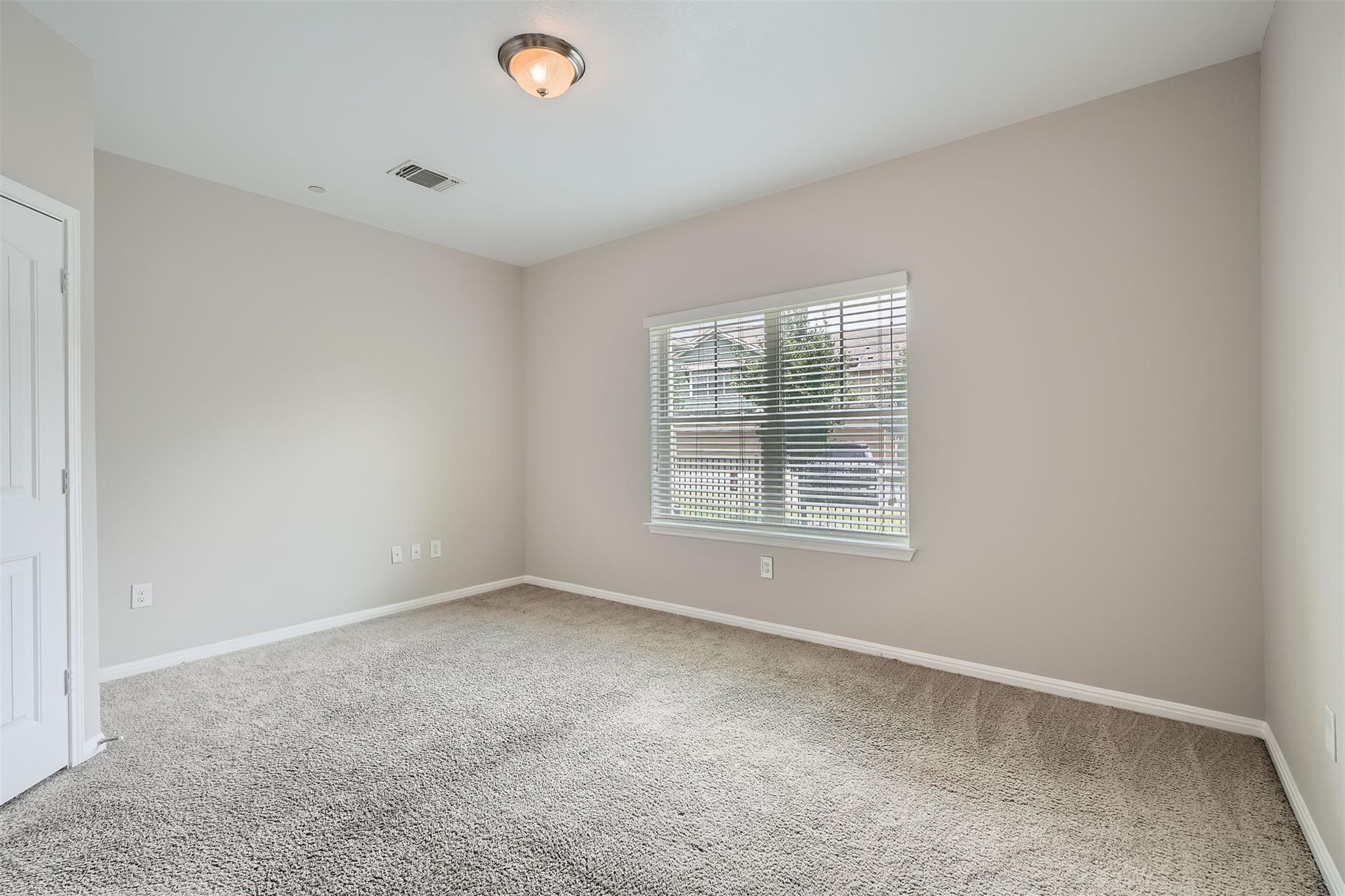 516 E Slaughter Ln # 1101, Austin, TX 78744