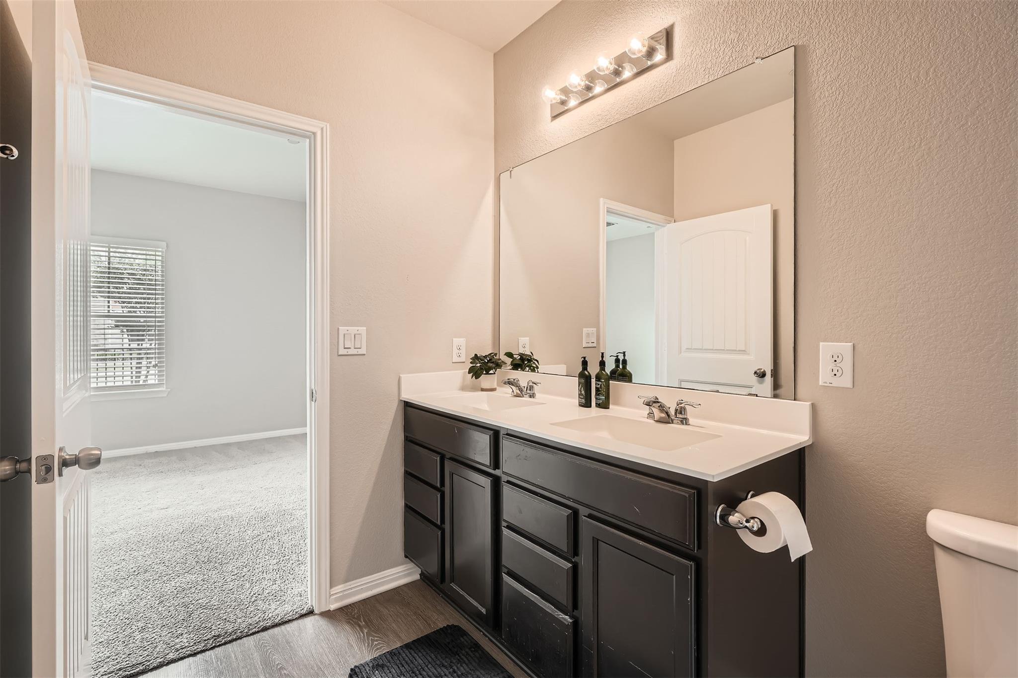 516 E Slaughter Ln # 1101, Austin, TX 78744