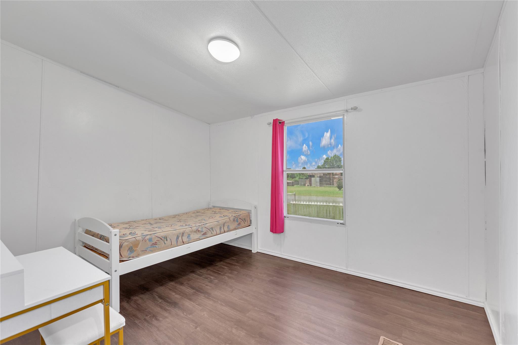 216 Rain Creek Dr, Hutto, TX 78634