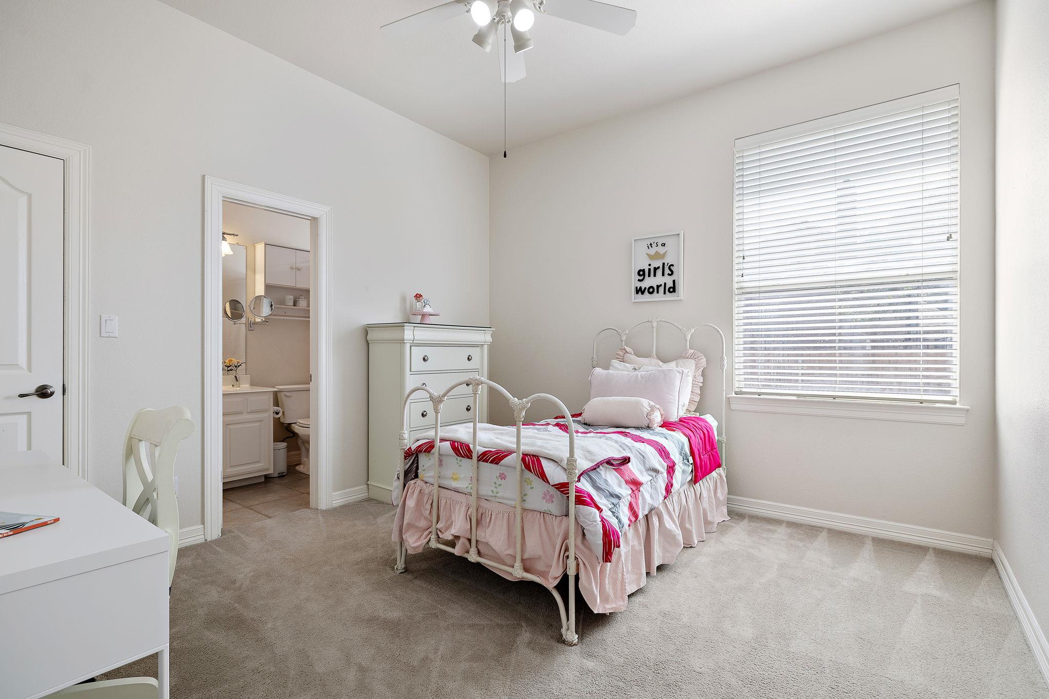 1757 West End Pl, Round Rock, TX 78681