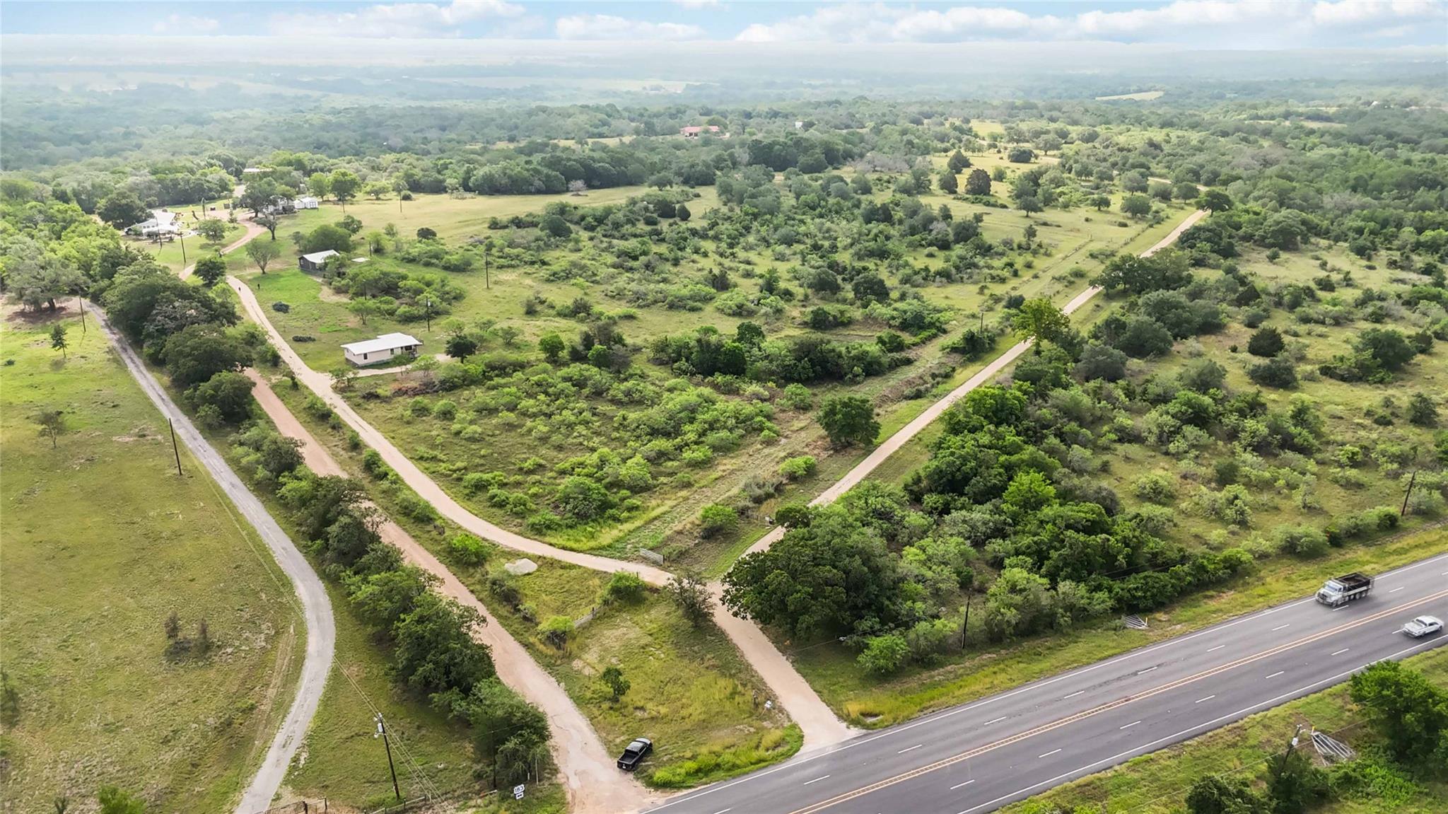 227 Henderson Ln, Lockhart, TX 78644