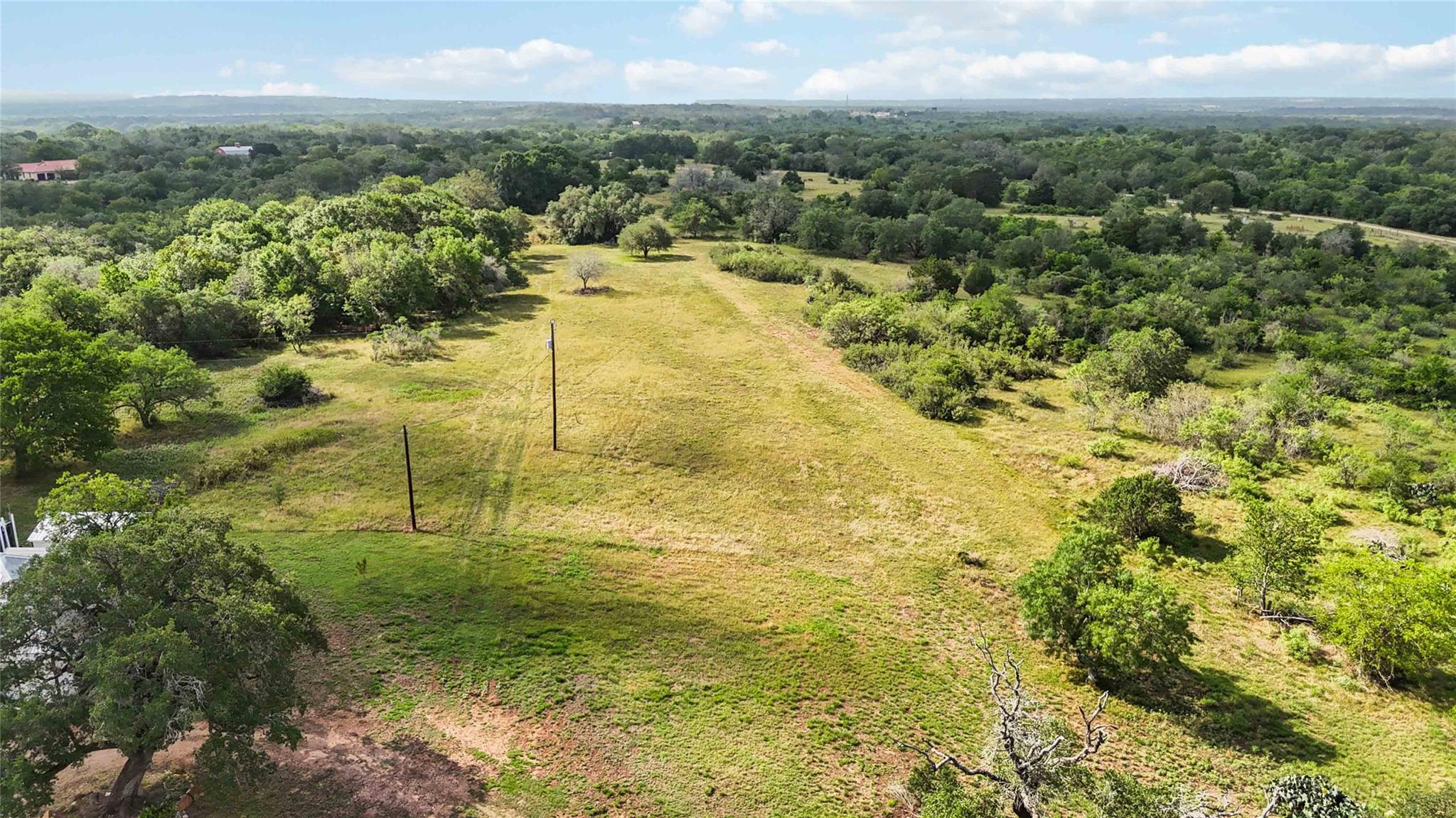 227 Henderson Ln, Lockhart, TX 78644