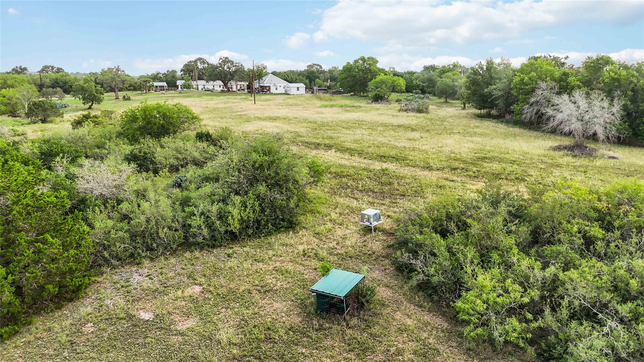 227 Henderson Ln, Lockhart, TX 78644