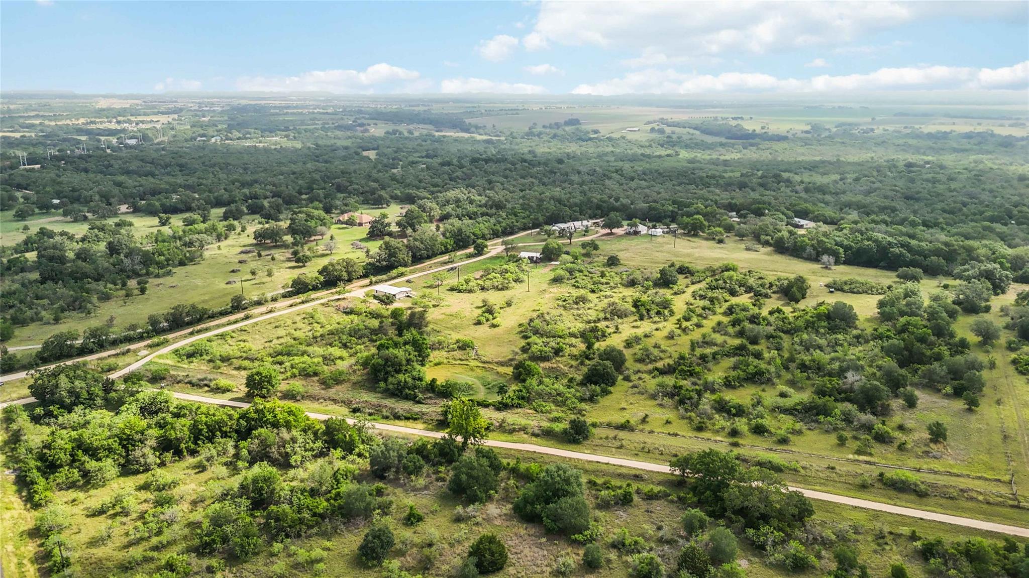 227 Henderson Ln, Lockhart, TX 78644