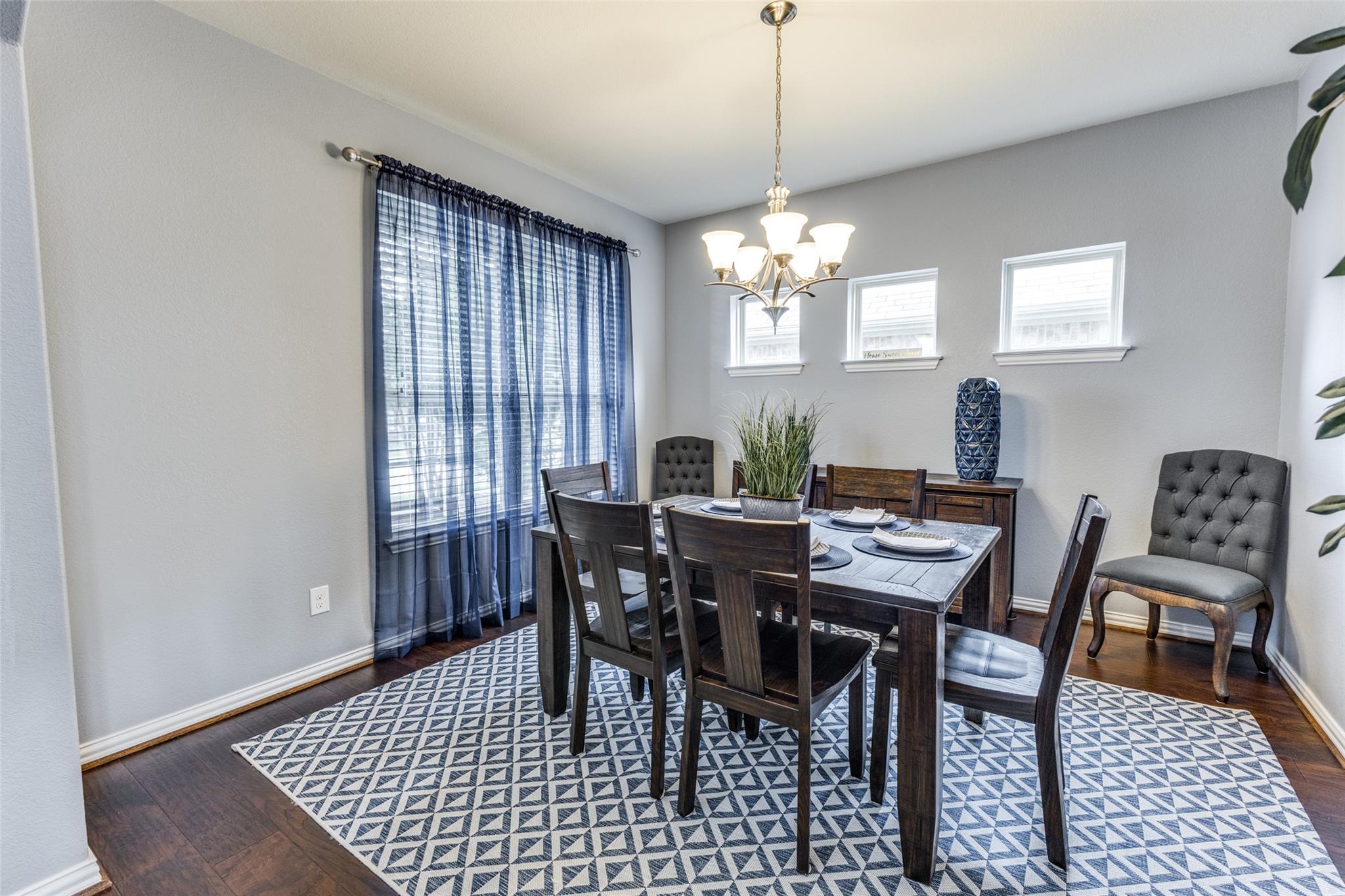 544 Blossom Valley Strm, Buda, TX 78610