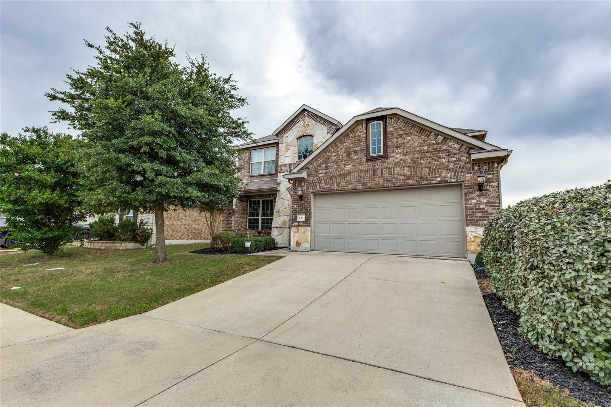 544 Blossom Valley Strm, Buda, TX 78610