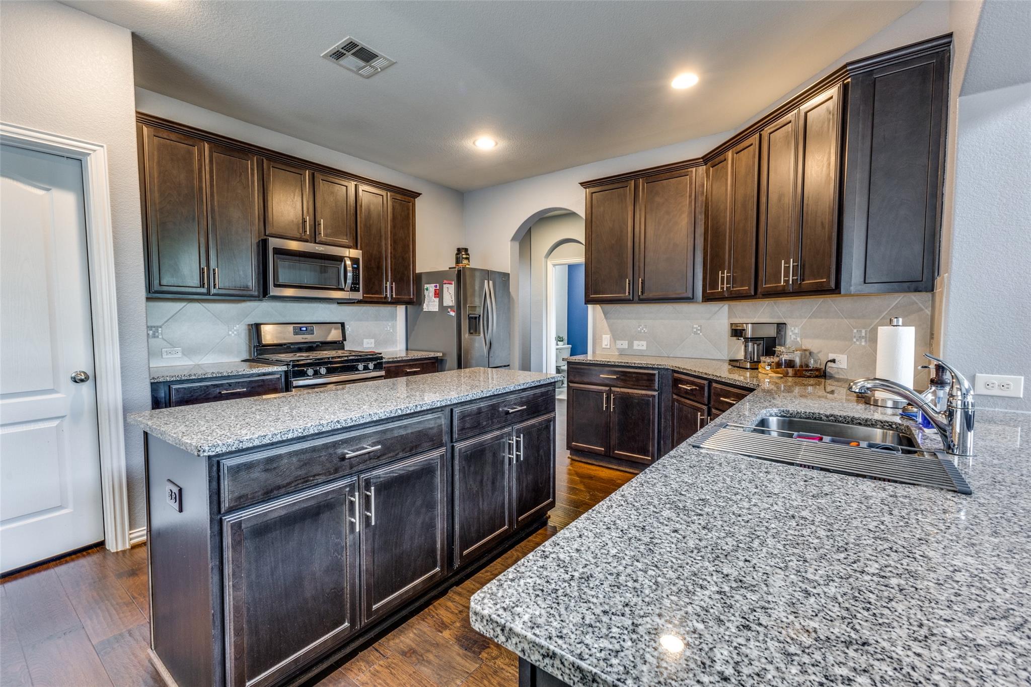 544 Blossom Valley Strm, Buda, TX 78610