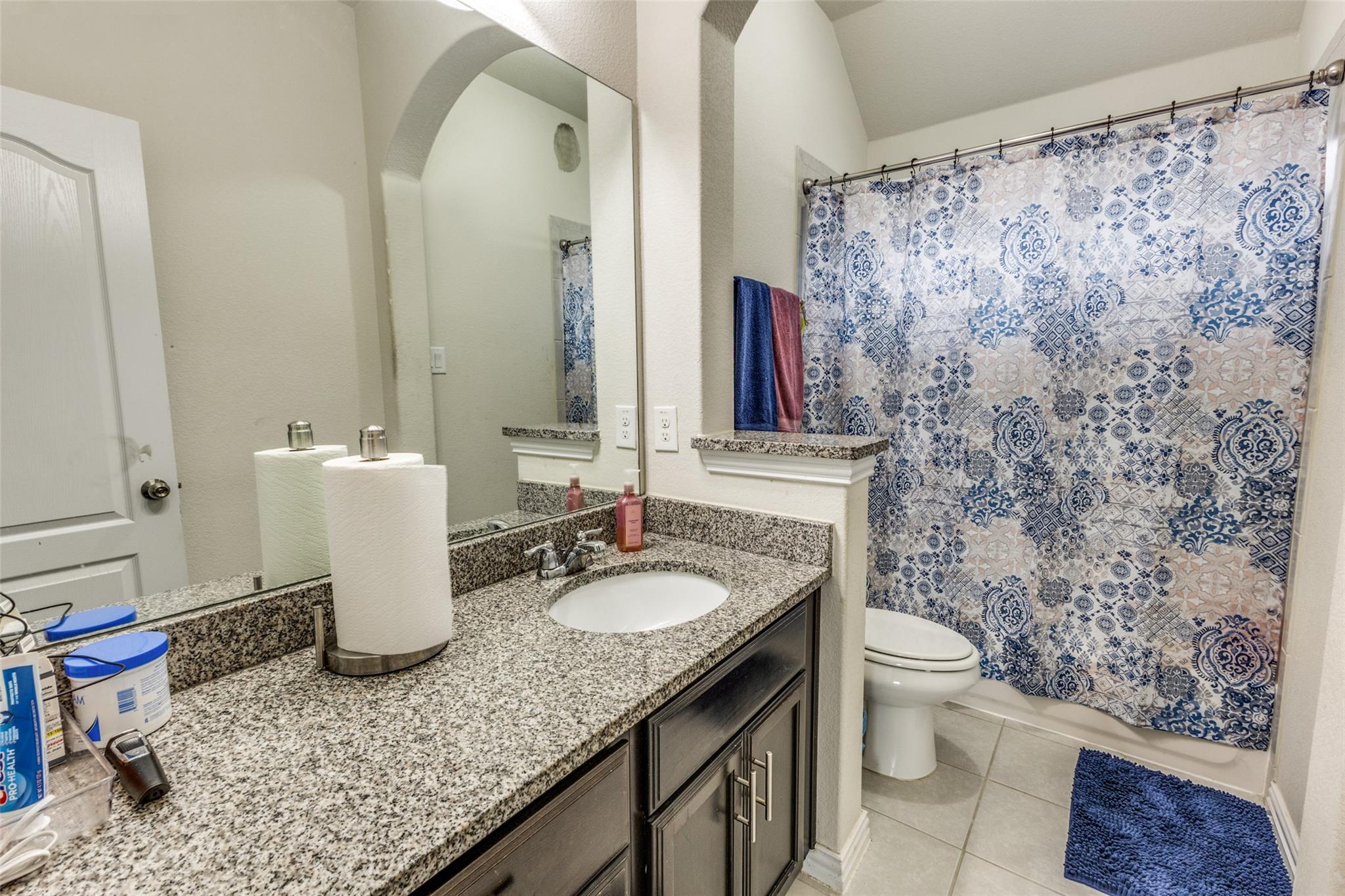 544 Blossom Valley Strm, Buda, TX 78610