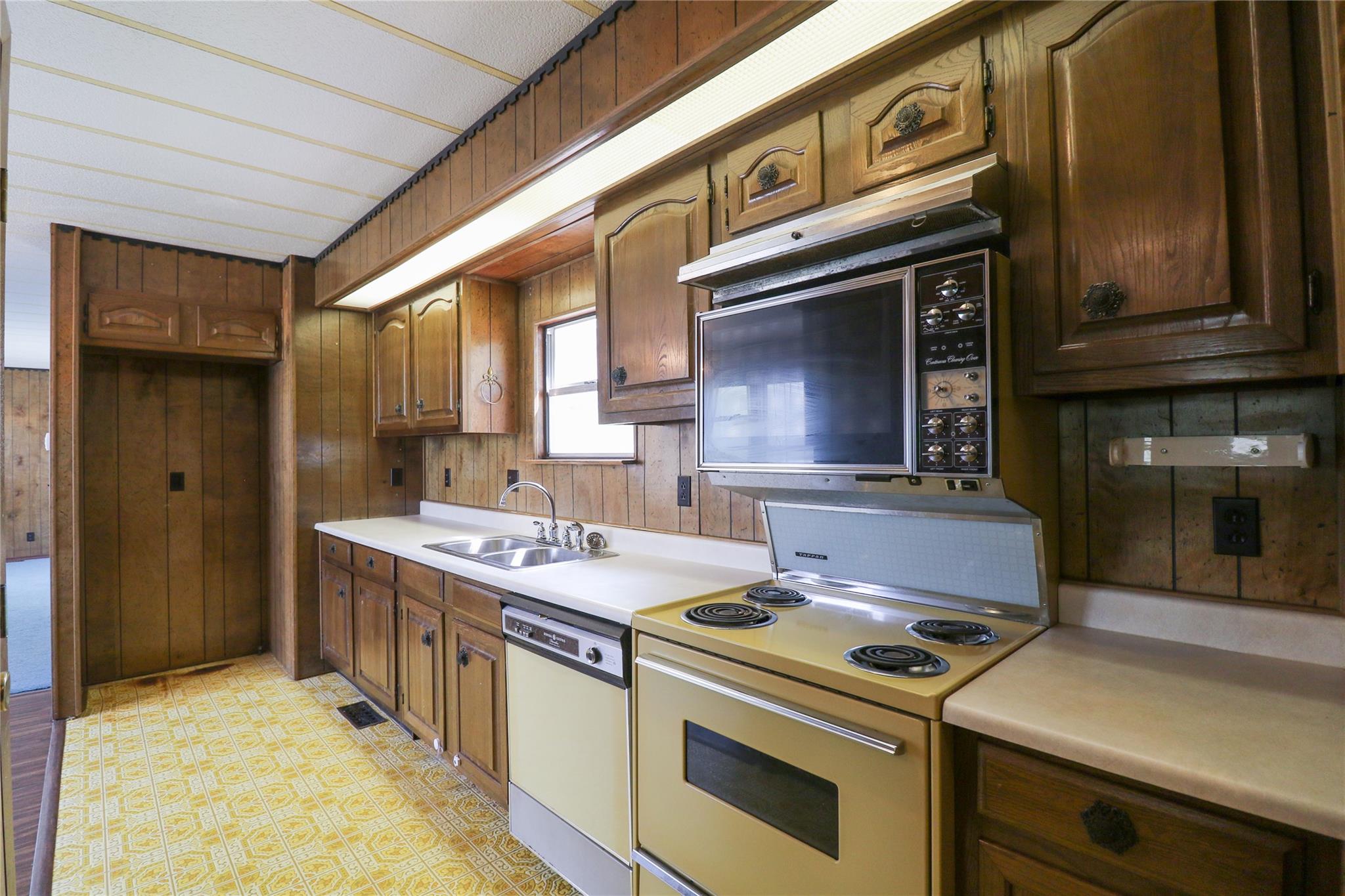 115 Geola St, Buchanan Dam, TX 78609