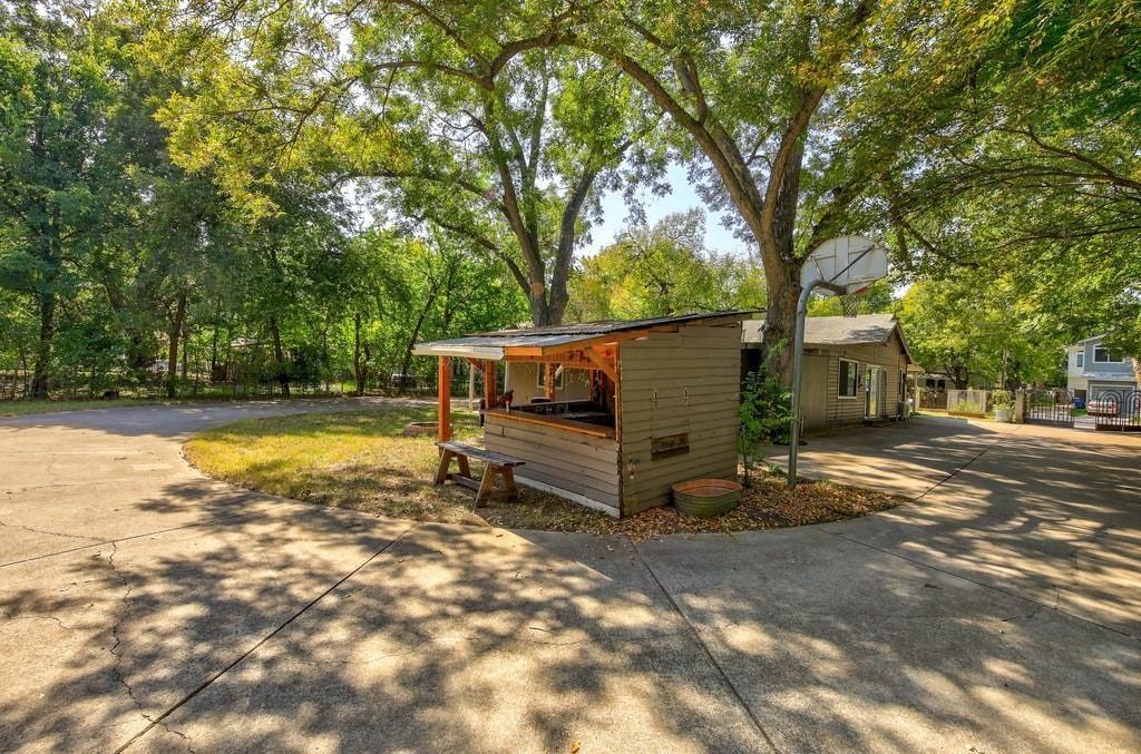 1123 Gunter St # B, Austin, TX 78702
