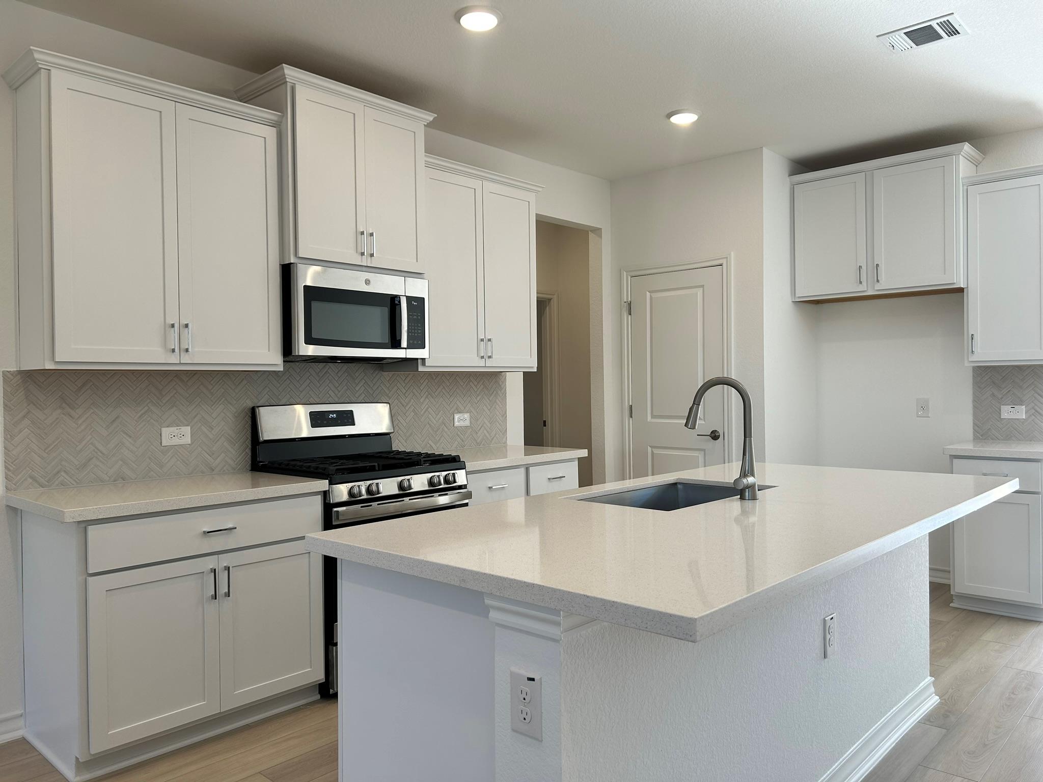 1608 Purple Martin Dr, Pflugerville, TX 78660